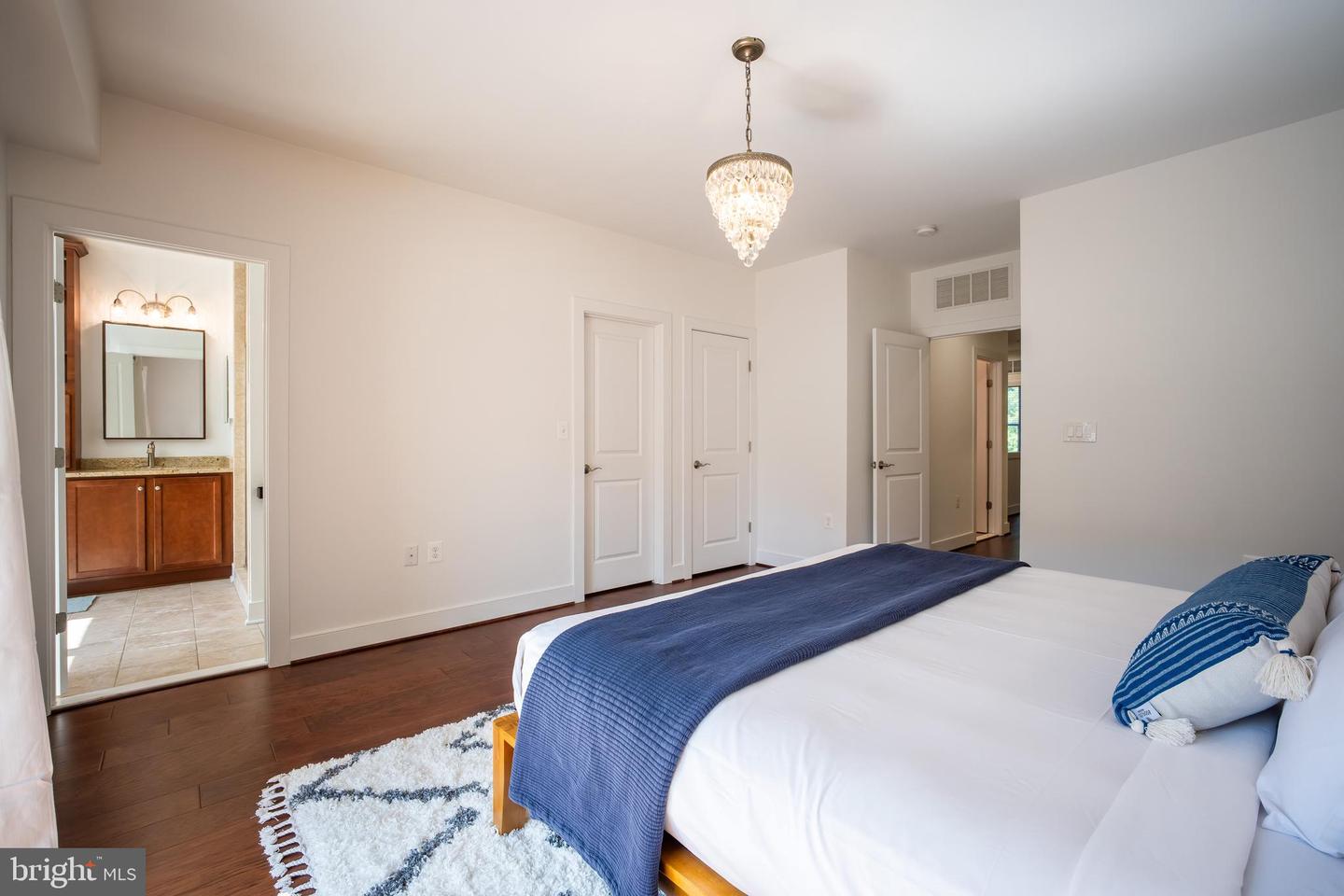 2215 RICHMOND HWY #101, ALEXANDRIA, Virginia 22301, 3 Bedrooms Bedrooms, ,2 BathroomsBathrooms,Residential,For sale,2215 RICHMOND HWY #101,VAAX2044120 MLS # VAAX2044120