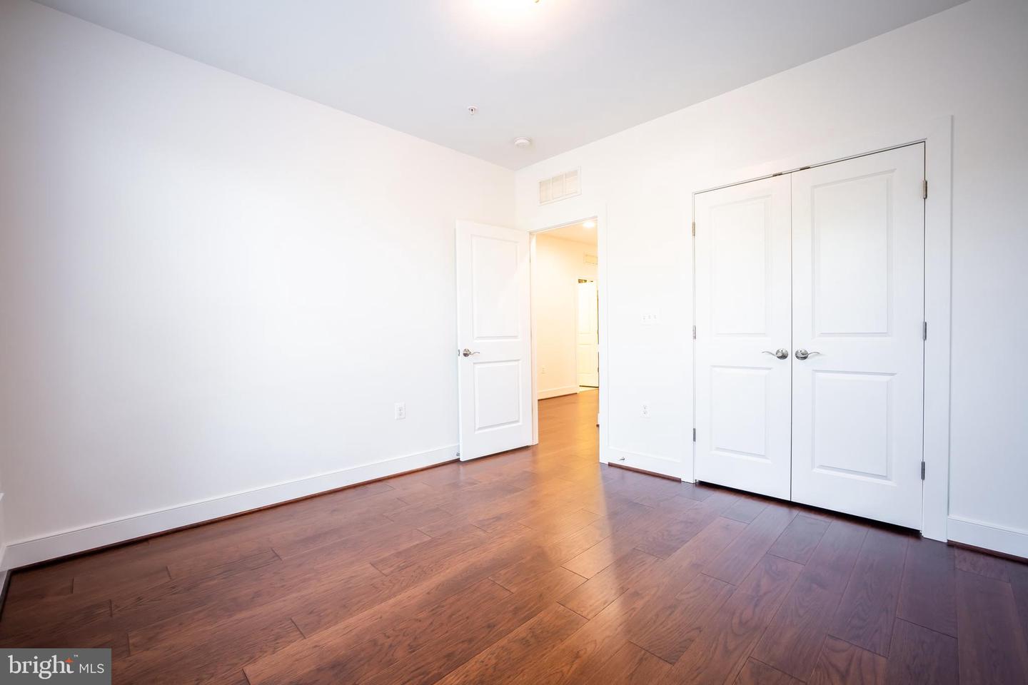 2215 RICHMOND HWY #101, ALEXANDRIA, Virginia 22301, 3 Bedrooms Bedrooms, ,2 BathroomsBathrooms,Residential,For sale,2215 RICHMOND HWY #101,VAAX2044120 MLS # VAAX2044120