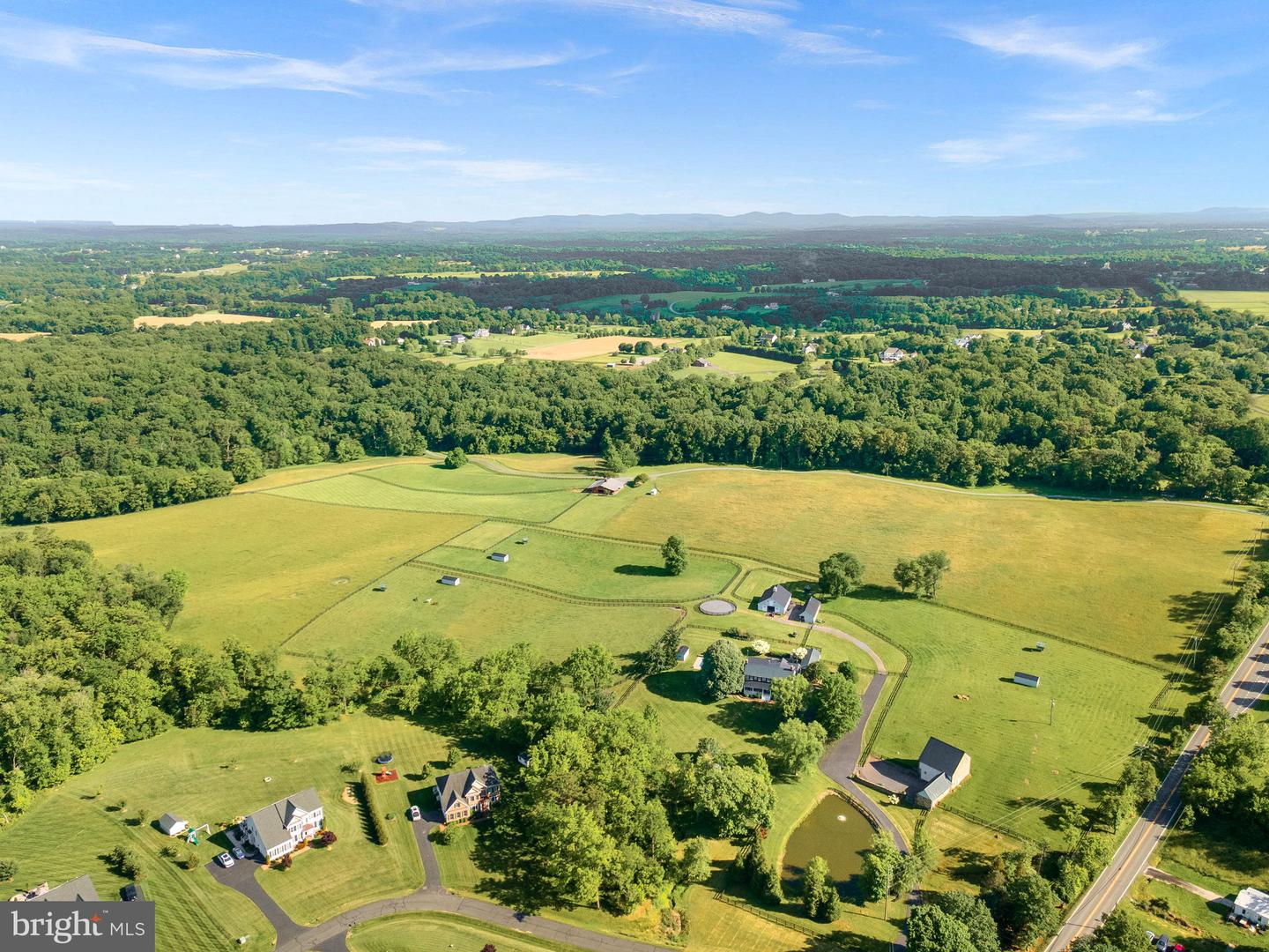 36437 WHISPERING SPRINGS CT, PURCELLVILLE, Virginia 20132, 4 Bedrooms Bedrooms, ,3 BathroomsBathrooms,Residential,For sale,36437 WHISPERING SPRINGS CT,VALO2094140 MLS # VALO2094140