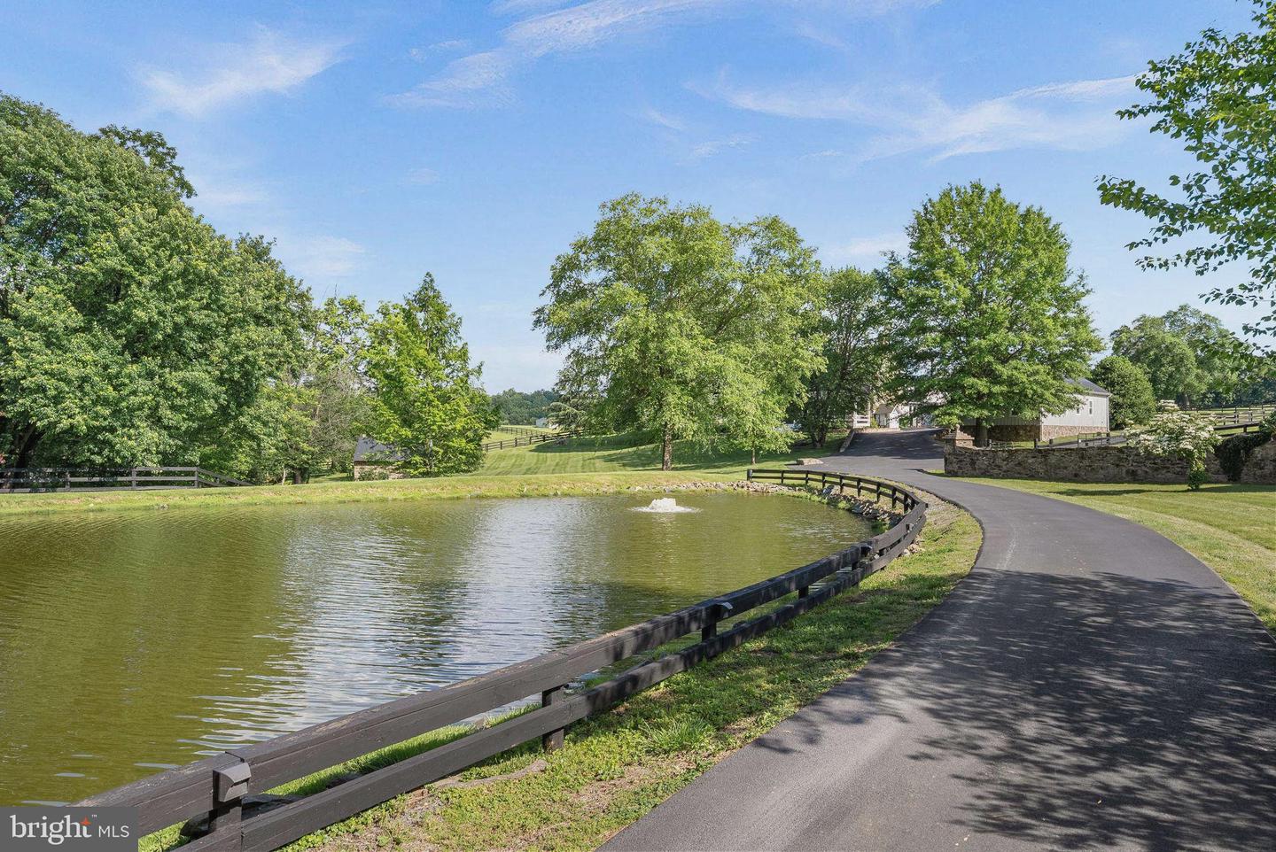 36437 WHISPERING SPRINGS CT, PURCELLVILLE, Virginia 20132, 4 Bedrooms Bedrooms, ,3 BathroomsBathrooms,Residential,For sale,36437 WHISPERING SPRINGS CT,VALO2094140 MLS # VALO2094140