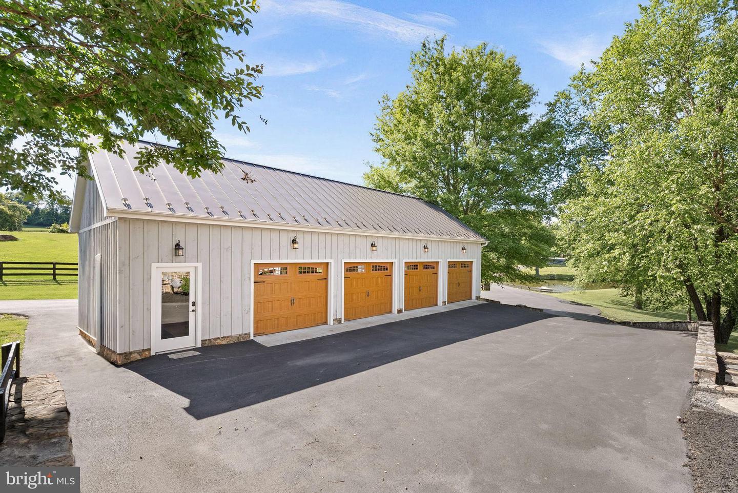 36437 WHISPERING SPRINGS CT, PURCELLVILLE, Virginia 20132, 4 Bedrooms Bedrooms, ,3 BathroomsBathrooms,Residential,For sale,36437 WHISPERING SPRINGS CT,VALO2094140 MLS # VALO2094140