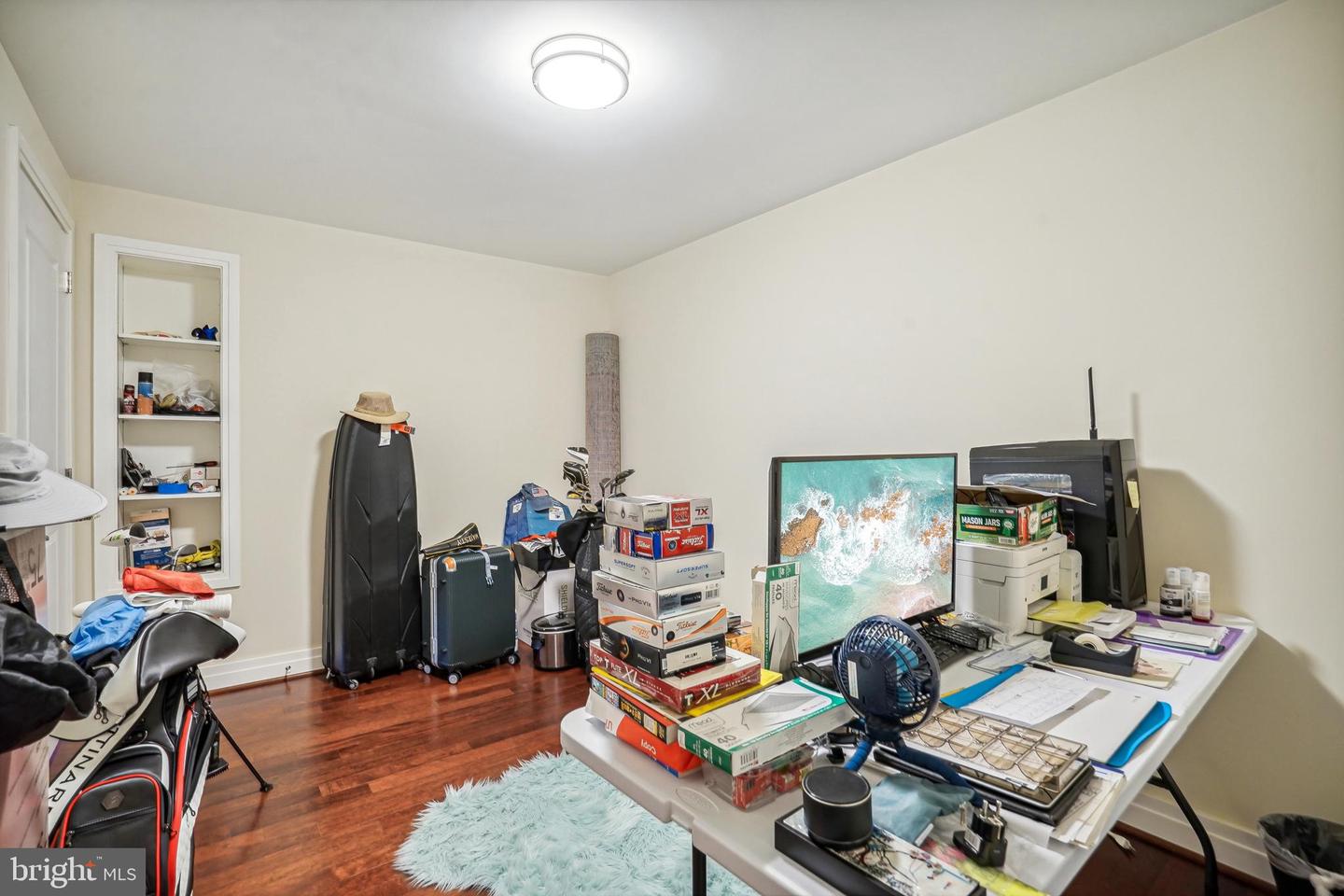 8220 CRESTWOOD HEIGHTS DR #1403, MCLEAN, Virginia 22102, 1 Bedroom Bedrooms, 4 Rooms Rooms,2 BathroomsBathrooms,Residential,For sale,8220 CRESTWOOD HEIGHTS DR #1403,VAFX2235494 MLS # VAFX2235494