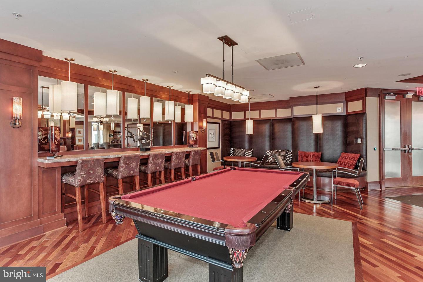 8220 CRESTWOOD HEIGHTS DR #1403, MCLEAN, Virginia 22102, 1 Bedroom Bedrooms, 4 Rooms Rooms,2 BathroomsBathrooms,Residential,For sale,8220 CRESTWOOD HEIGHTS DR #1403,VAFX2235494 MLS # VAFX2235494