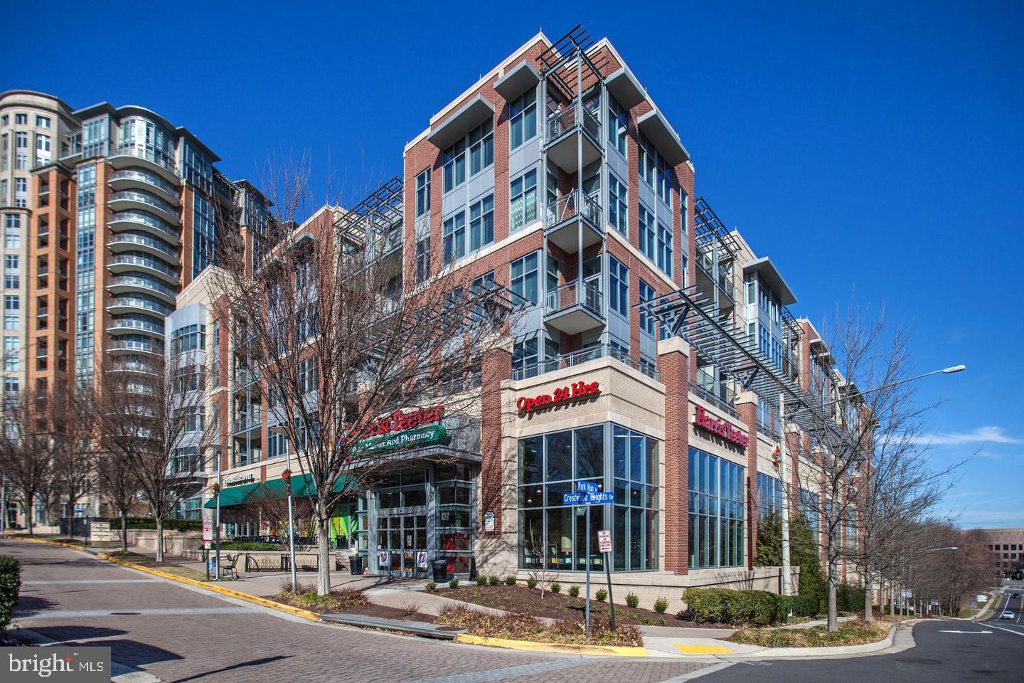8220 CRESTWOOD HEIGHTS DR #1403, MCLEAN, Virginia 22102, 1 Bedroom Bedrooms, 4 Rooms Rooms,2 BathroomsBathrooms,Residential,For sale,8220 CRESTWOOD HEIGHTS DR #1403,VAFX2235494 MLS # VAFX2235494