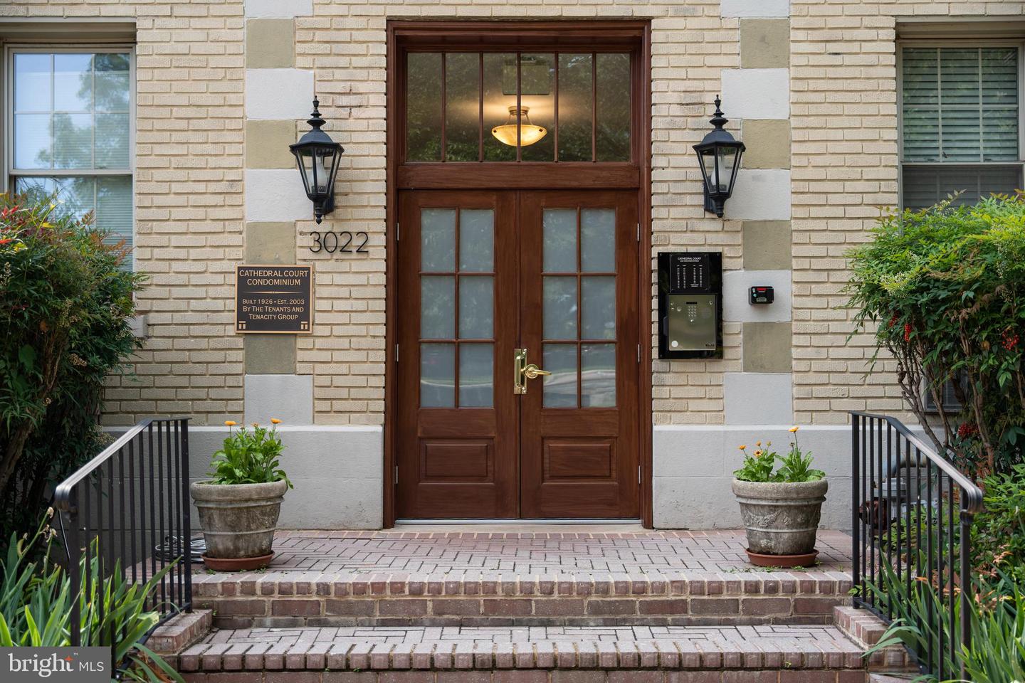 3022 WISCONSIN AVE NW #103, WASHINGTON, District Of Columbia 20016, 1 Bedroom Bedrooms, ,1 BathroomBathrooms,Residential,For sale,3022 WISCONSIN AVE NW #103,DCDC2196488 MLS # DCDC2196488