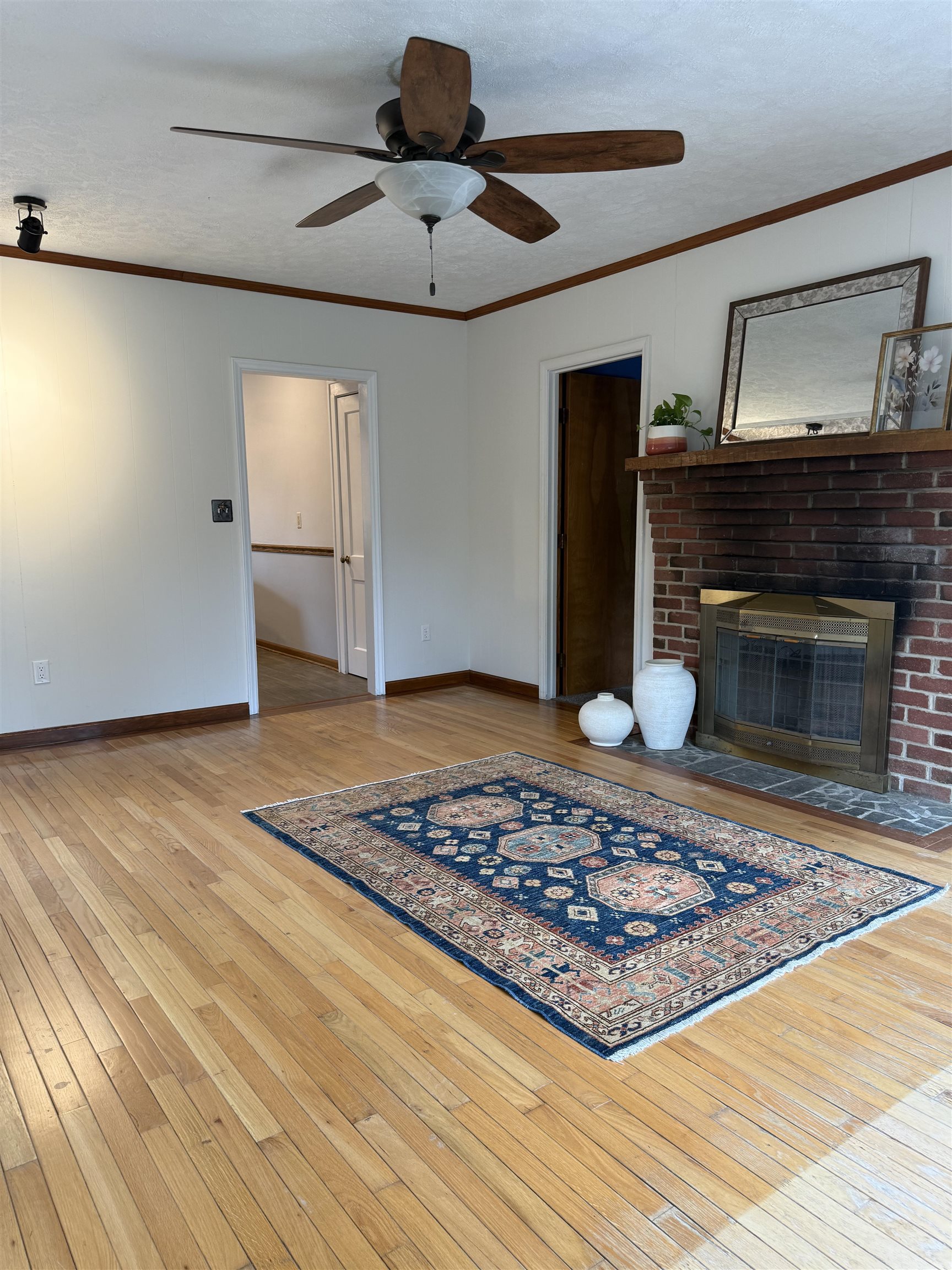 228 HENDREN AVE, STAUNTON, Virginia 24401, 3 Bedrooms Bedrooms, ,2 BathroomsBathrooms,Residential,228 HENDREN AVE,664873 MLS # 664873