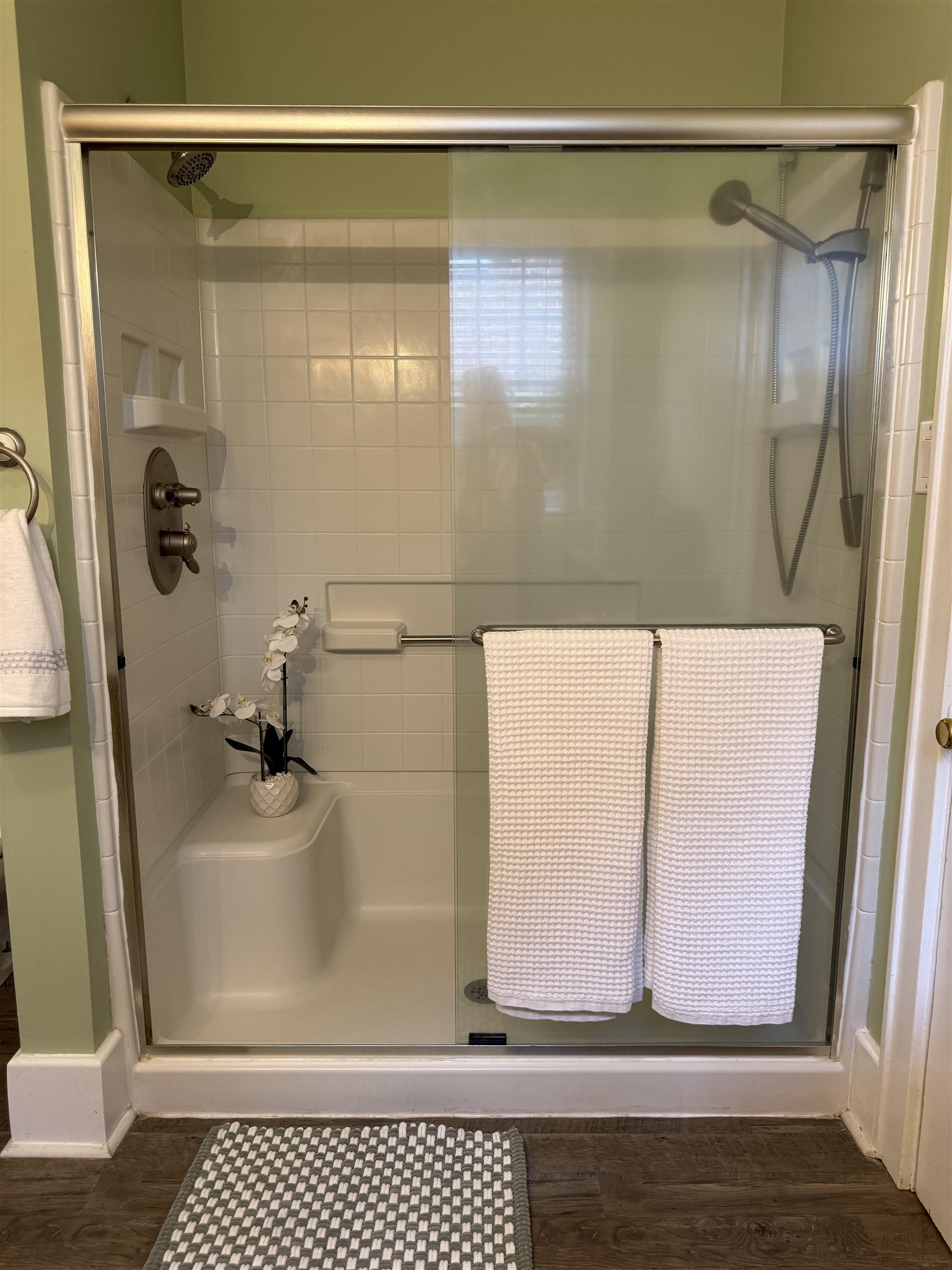 228 HENDREN AVE, STAUNTON, Virginia 24401, 3 Bedrooms Bedrooms, ,2 BathroomsBathrooms,Residential,228 HENDREN AVE,664873 MLS # 664873