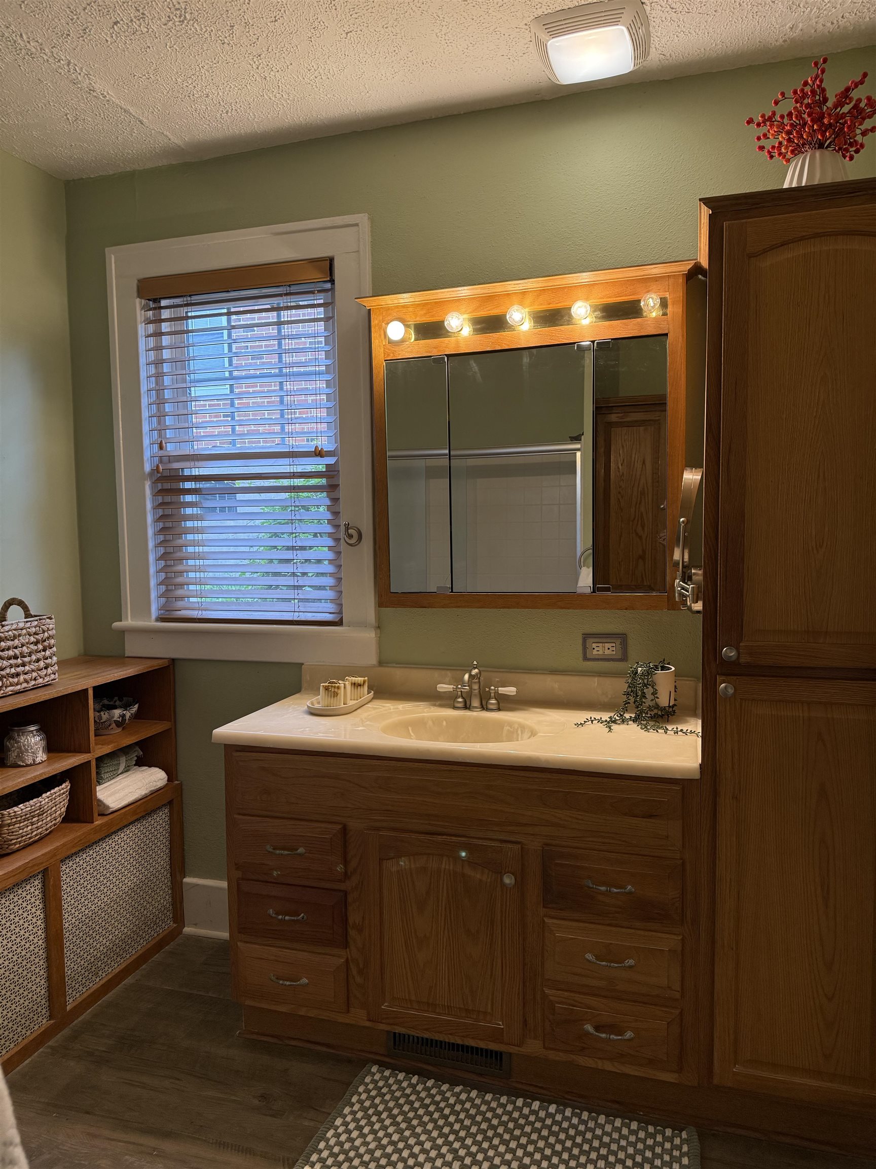 228 HENDREN AVE, STAUNTON, Virginia 24401, 3 Bedrooms Bedrooms, ,2 BathroomsBathrooms,Residential,228 HENDREN AVE,664873 MLS # 664873