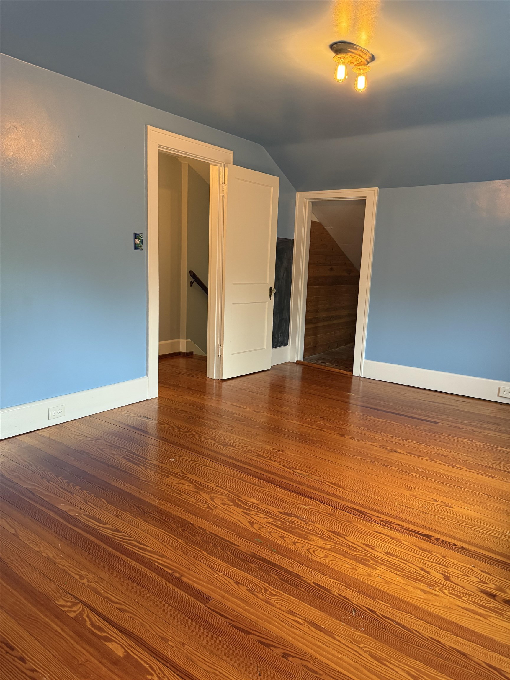 228 HENDREN AVE, STAUNTON, Virginia 24401, 3 Bedrooms Bedrooms, ,2 BathroomsBathrooms,Residential,228 HENDREN AVE,664873 MLS # 664873