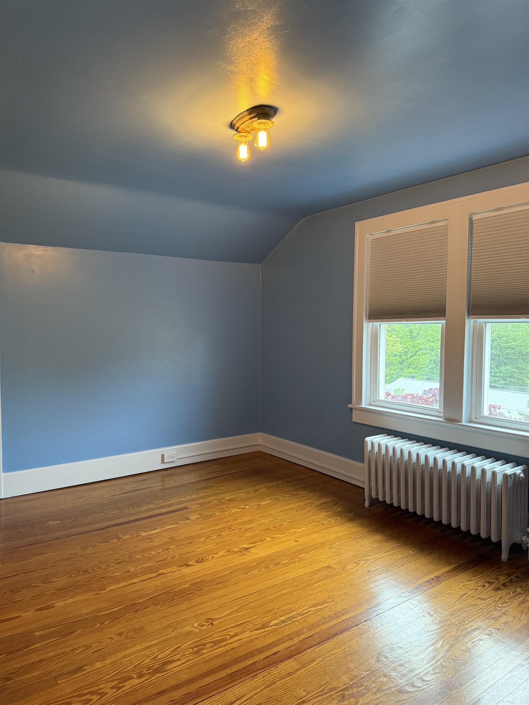 228 HENDREN AVE, STAUNTON, Virginia 24401, 3 Bedrooms Bedrooms, ,2 BathroomsBathrooms,Residential,228 HENDREN AVE,664873 MLS # 664873