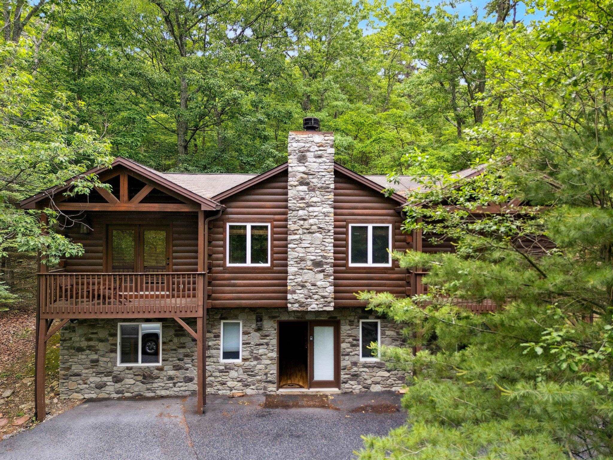 4454 PALMER RD, MCGAHEYSVILLE, Virginia 22840, 6 Bedrooms Bedrooms, ,4 BathroomsBathrooms,Residential,4454 PALMER RD,665350 MLS # 665350