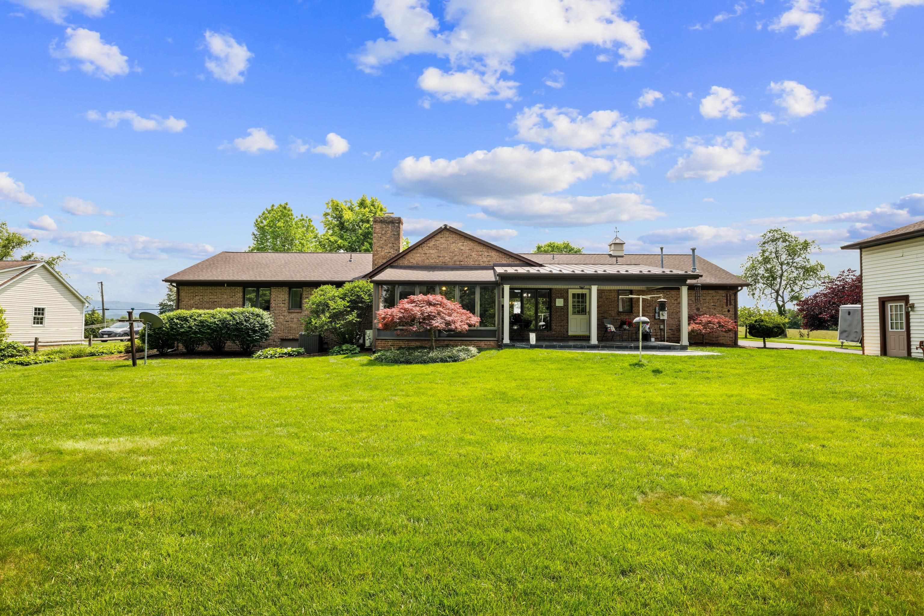 1515 RED TOP ORCHARD RD, WAYNESBORO, Virginia 22980, 3 Bedrooms Bedrooms, ,2 BathroomsBathrooms,Residential,1515 RED TOP ORCHARD RD,665355 MLS # 665355