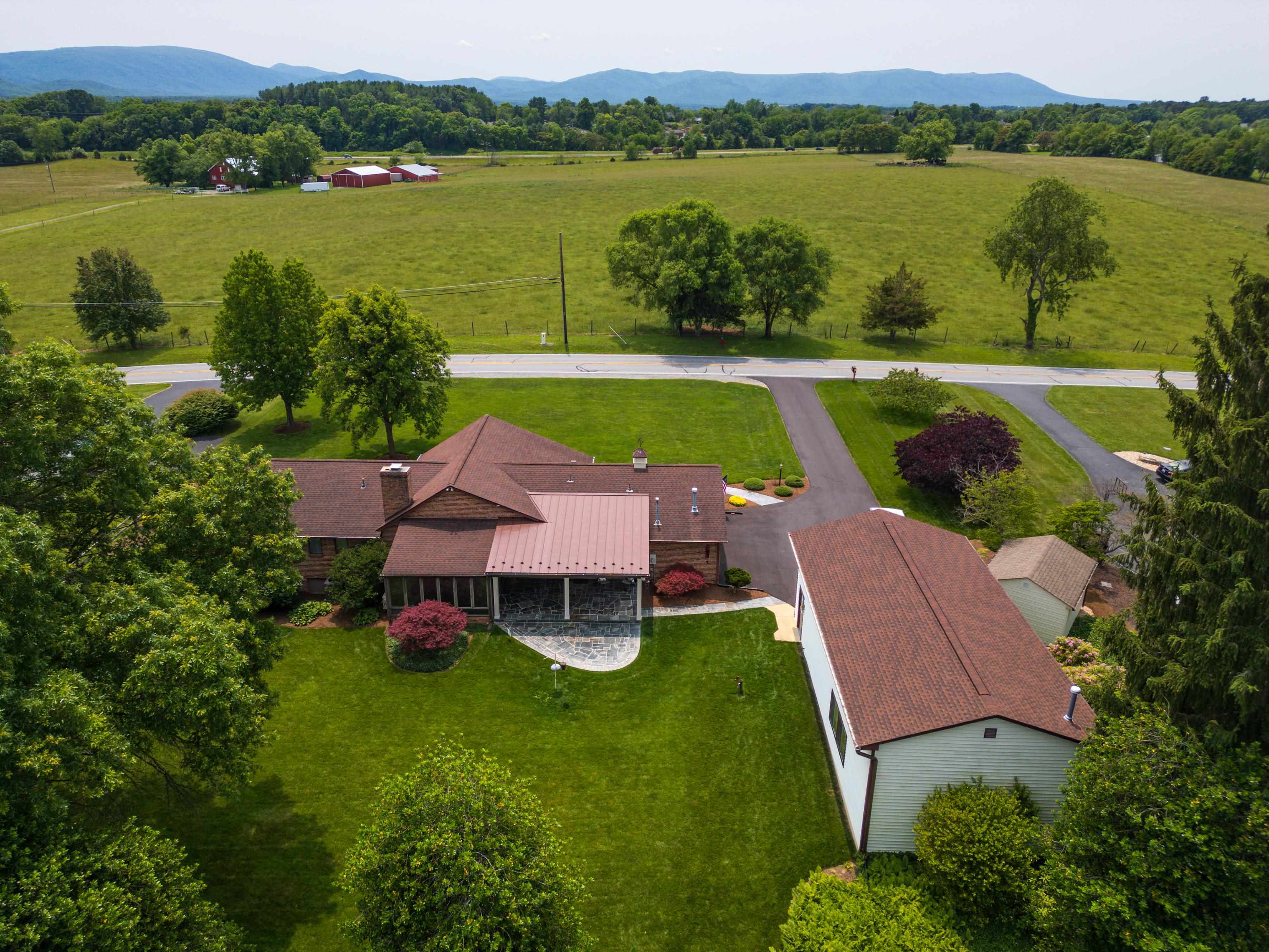 1515 RED TOP ORCHARD RD, WAYNESBORO, Virginia 22980, 3 Bedrooms Bedrooms, ,2 BathroomsBathrooms,Residential,1515 RED TOP ORCHARD RD,665355 MLS # 665355