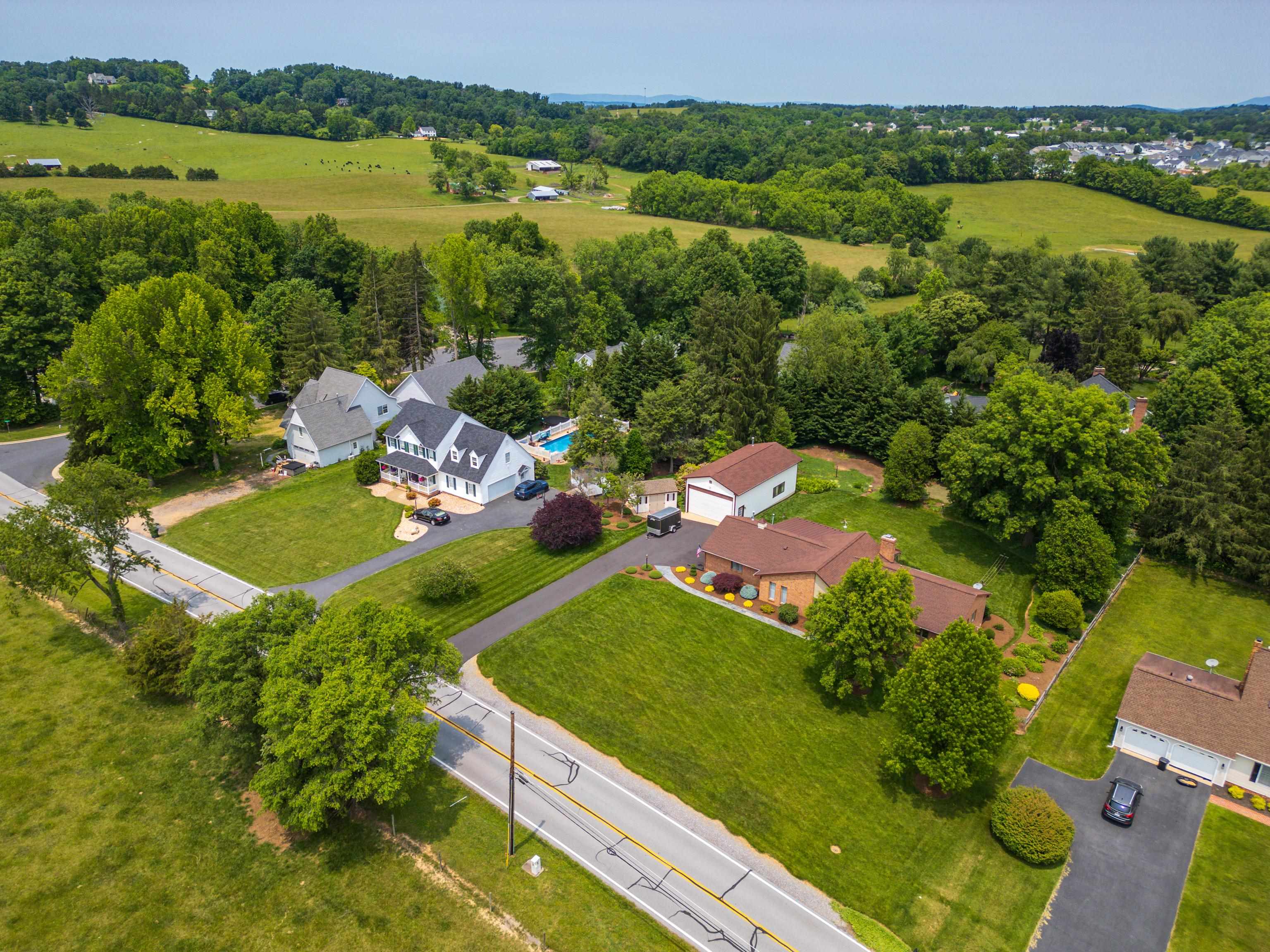 1515 RED TOP ORCHARD RD, WAYNESBORO, Virginia 22980, 3 Bedrooms Bedrooms, ,2 BathroomsBathrooms,Residential,1515 RED TOP ORCHARD RD,665355 MLS # 665355