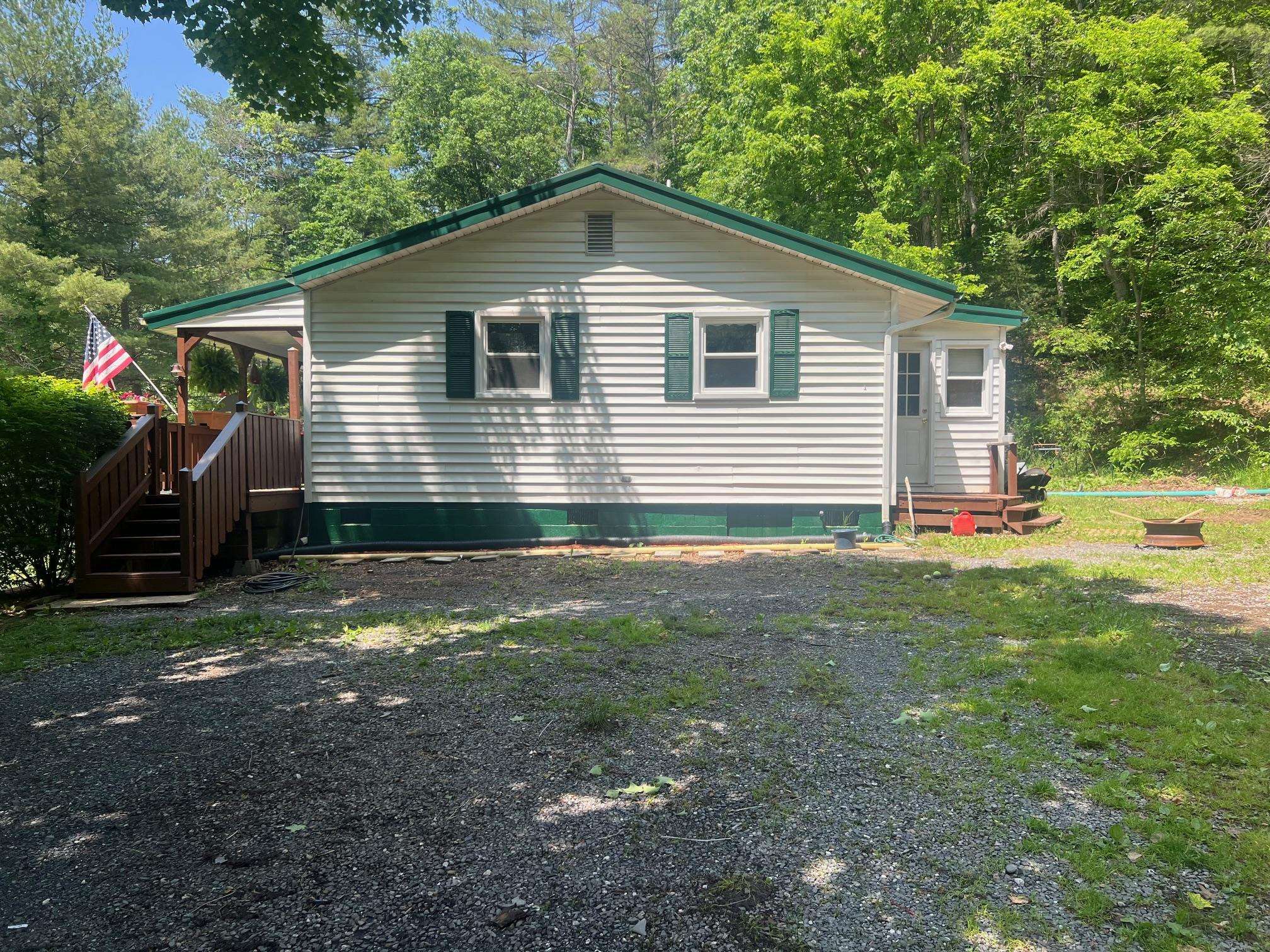 3397 HANKEY MOUNTAIN HWY, CHURCHVILLE, Virginia 24421, 3 Bedrooms Bedrooms, ,1 BathroomBathrooms,Residential,3397 HANKEY MOUNTAIN HWY,665376 MLS # 665376
