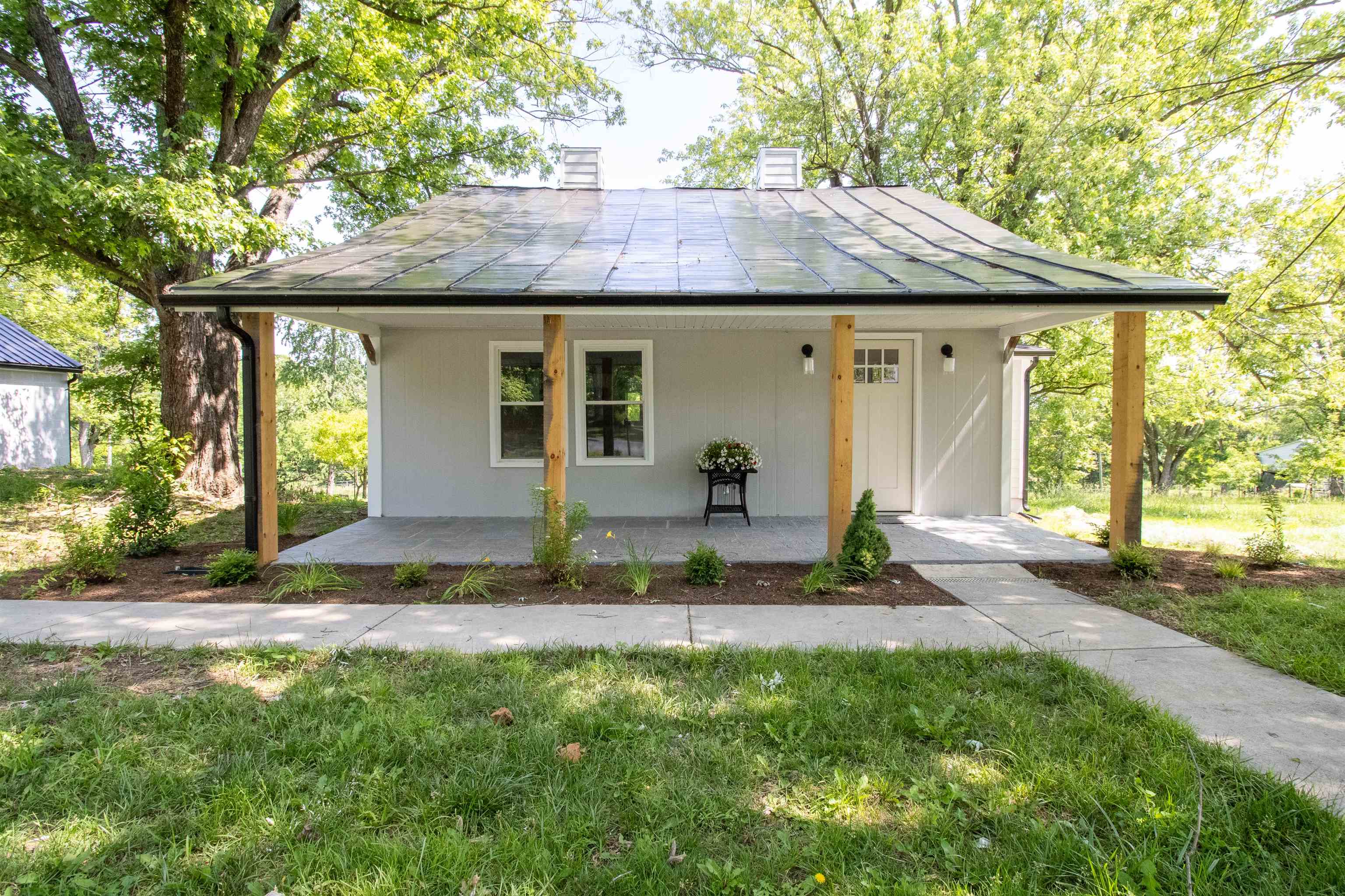 583 VINEGAR HILL RD, CHURCHVILLE, Virginia 24421, 2 Bedrooms Bedrooms, ,2 BathroomsBathrooms,Residential,583 VINEGAR HILL RD,665378 MLS # 665378