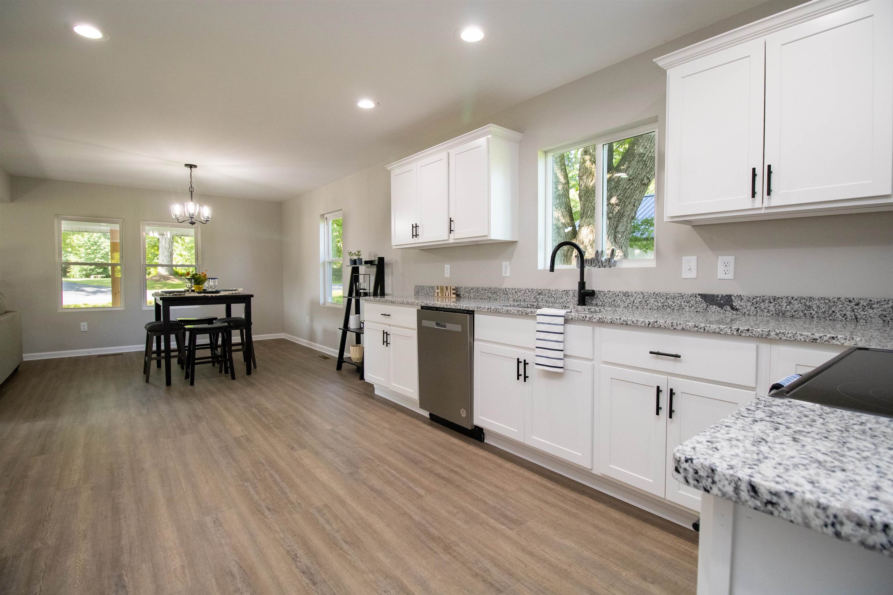 583 VINEGAR HILL RD, CHURCHVILLE, Virginia 24421, 2 Bedrooms Bedrooms, ,2 BathroomsBathrooms,Residential,583 VINEGAR HILL RD,665378 MLS # 665378