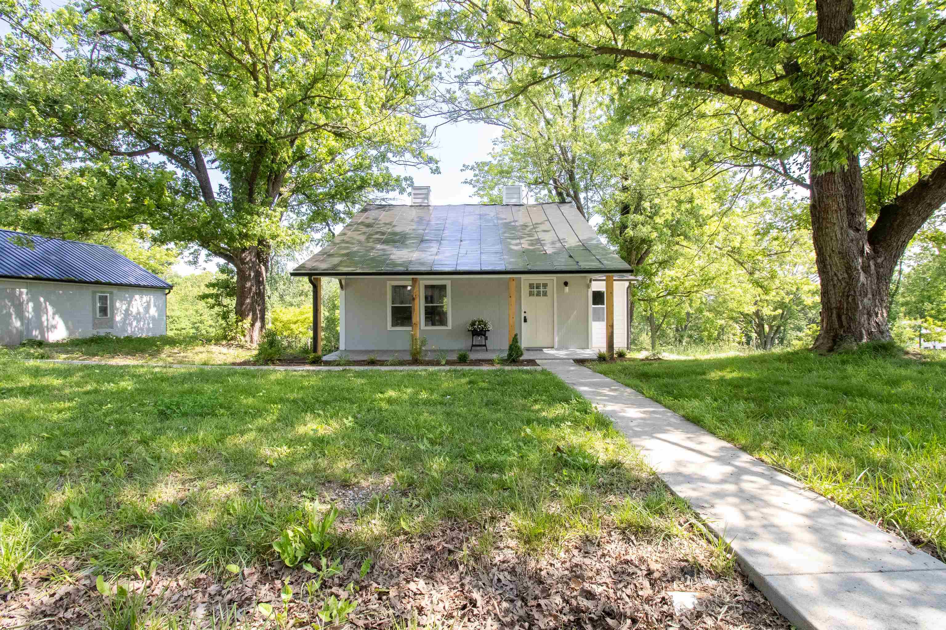 583 VINEGAR HILL RD, CHURCHVILLE, Virginia 24421, 2 Bedrooms Bedrooms, ,2 BathroomsBathrooms,Residential,583 VINEGAR HILL RD,665378 MLS # 665378