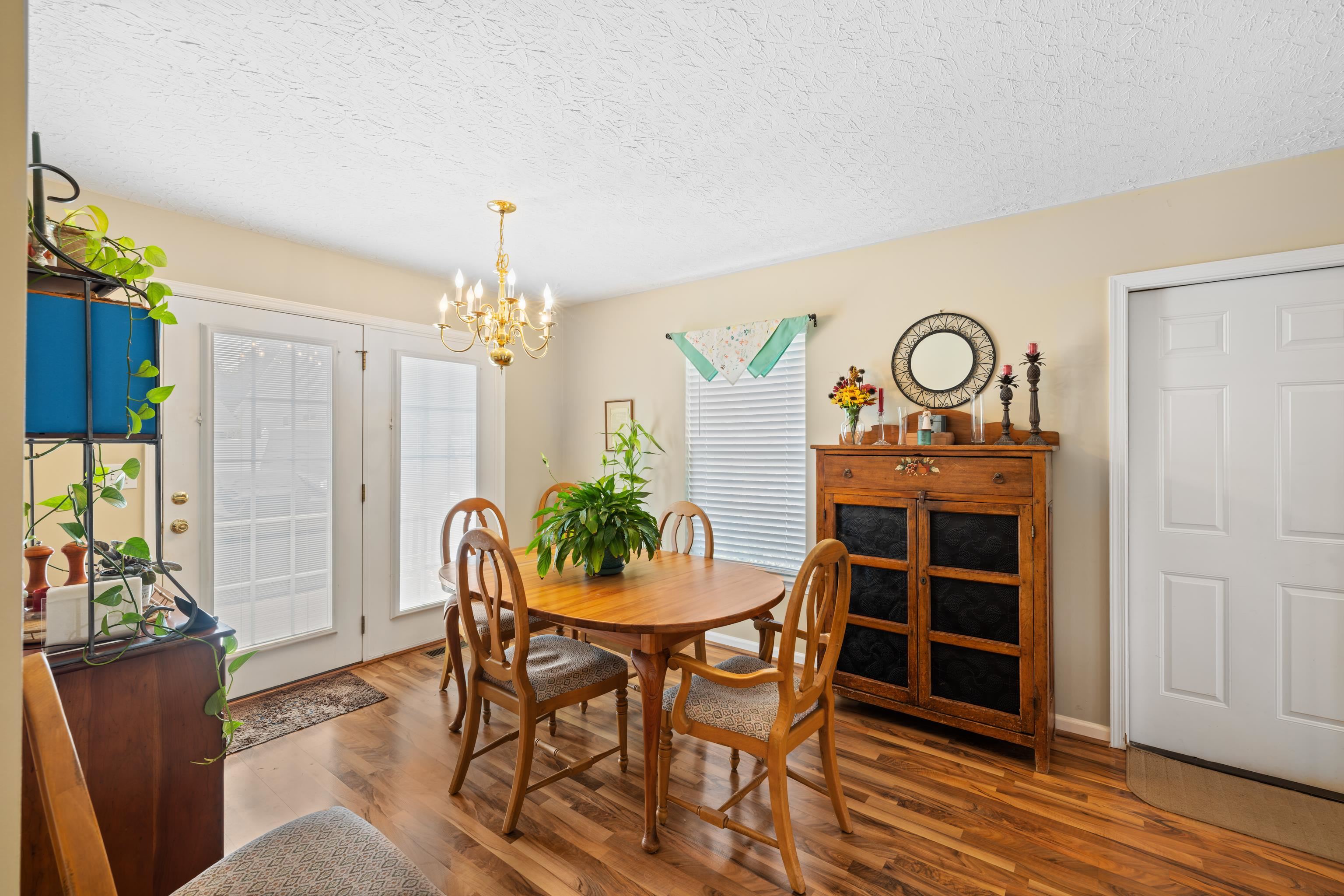 2308 MONROE ST, WAYNESBORO, Virginia 22980, 3 Bedrooms Bedrooms, ,2 BathroomsBathrooms,Residential,2308 MONROE ST,665380 MLS # 665380