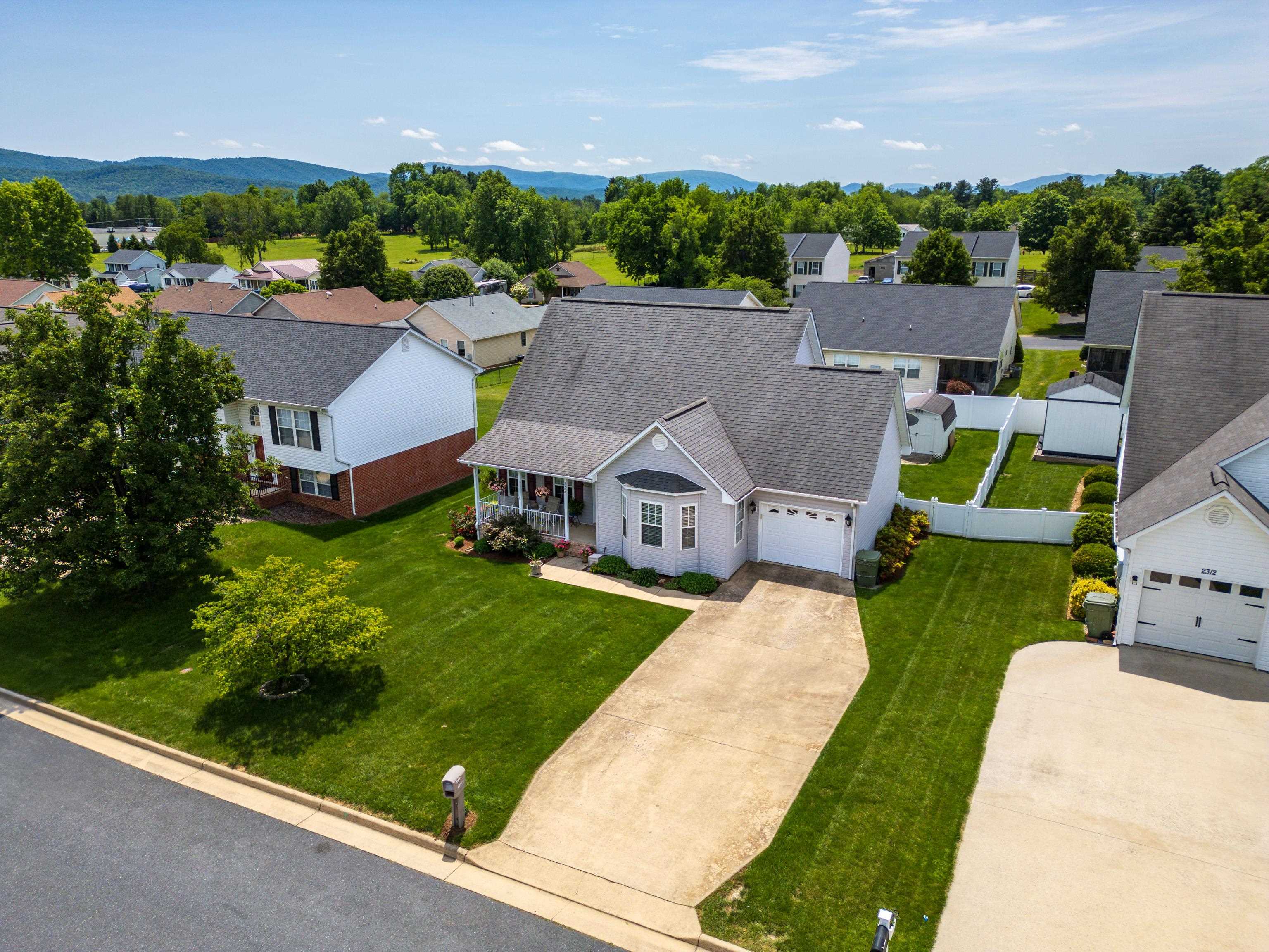 2308 MONROE ST, WAYNESBORO, Virginia 22980, 3 Bedrooms Bedrooms, ,2 BathroomsBathrooms,Residential,2308 MONROE ST,665380 MLS # 665380