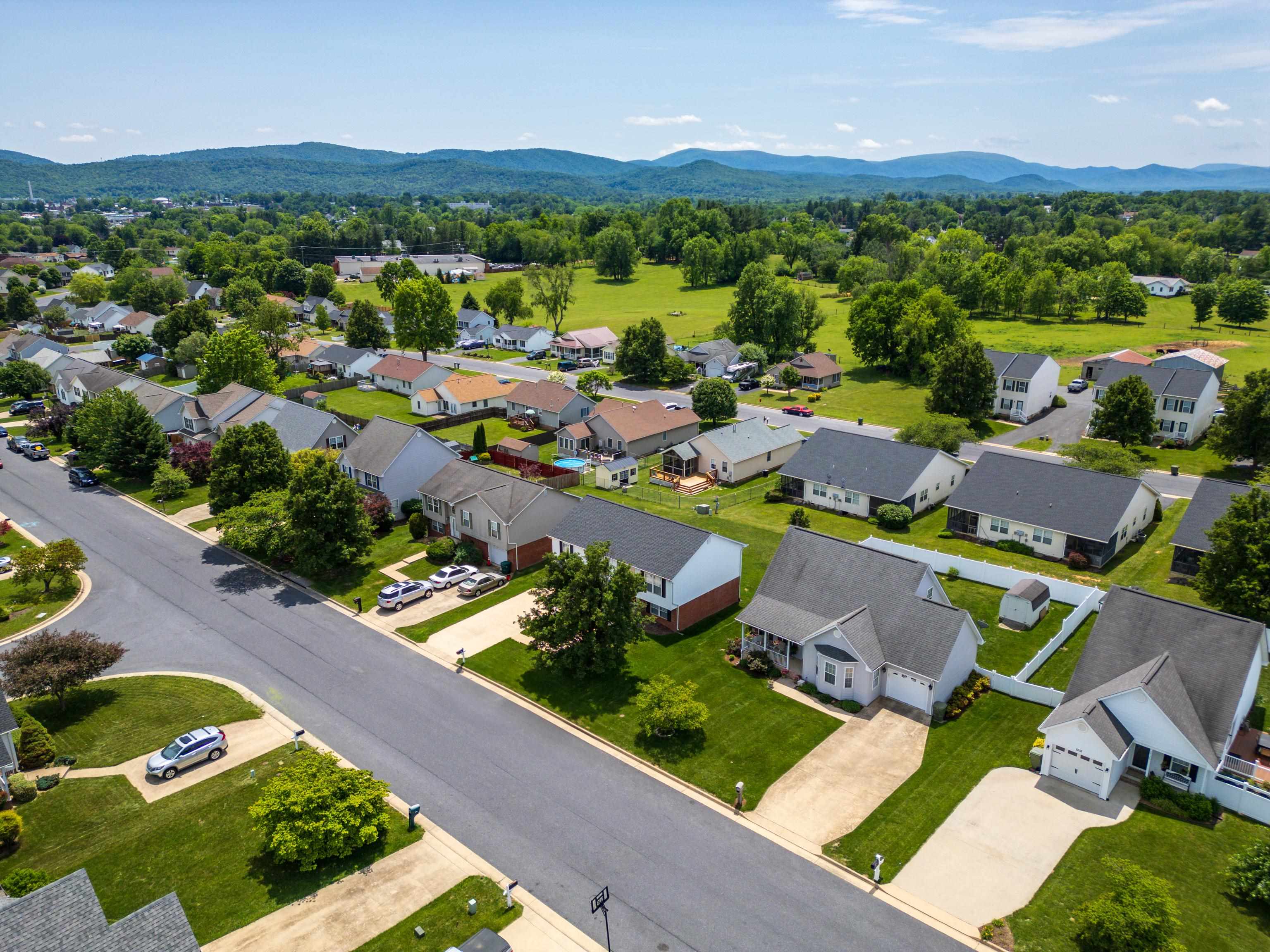 2308 MONROE ST, WAYNESBORO, Virginia 22980, 3 Bedrooms Bedrooms, ,2 BathroomsBathrooms,Residential,2308 MONROE ST,665380 MLS # 665380