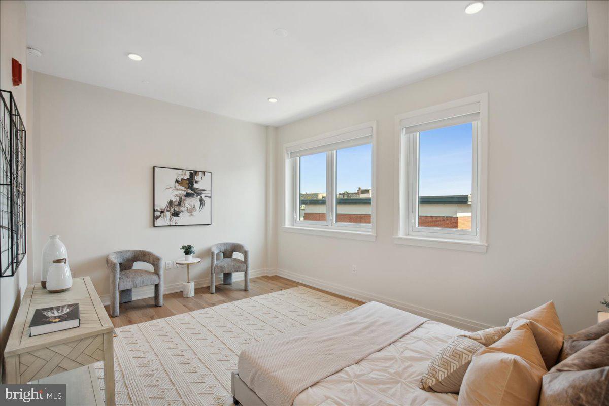 923 V ST NW #601, WASHINGTON, District Of Columbia 20001, 2 Bedrooms Bedrooms, ,2 BathroomsBathrooms,Residential,For sale,923 V ST NW #601,DCDC2198590 MLS # DCDC2198590