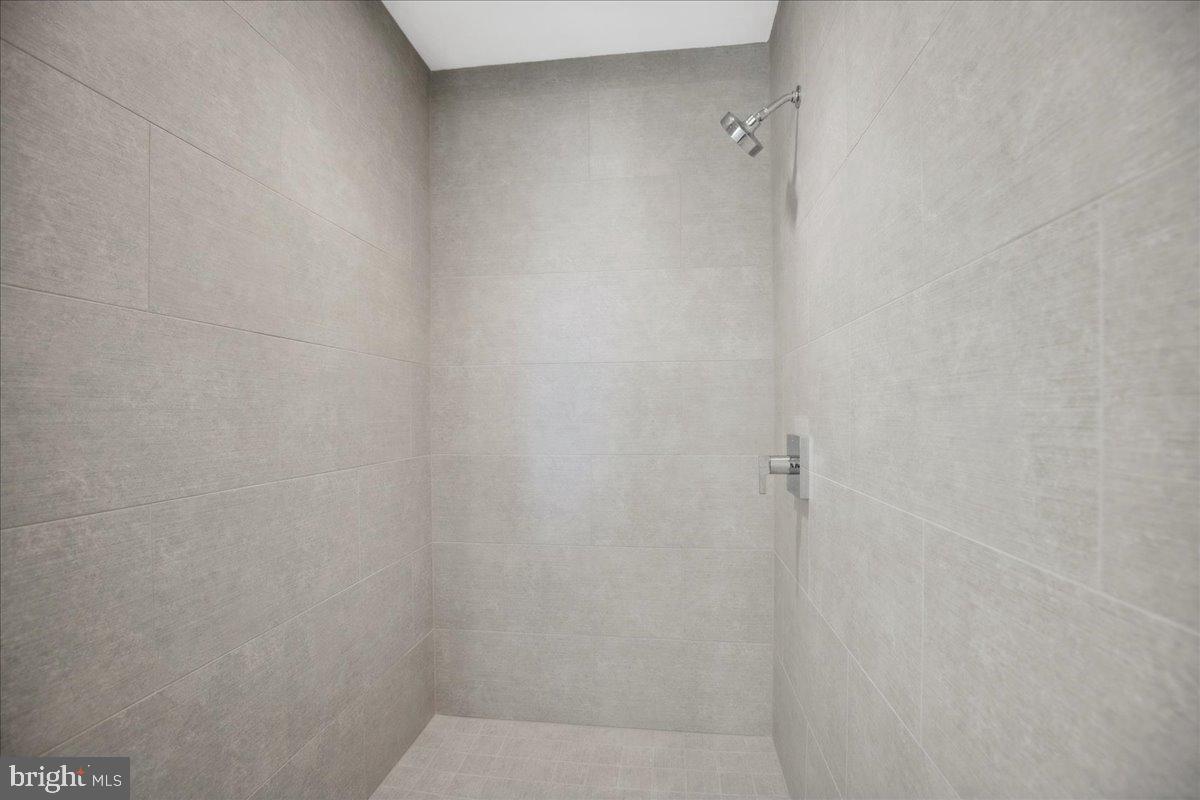 923 V ST NW #601, WASHINGTON, District Of Columbia 20001, 2 Bedrooms Bedrooms, ,2 BathroomsBathrooms,Residential,For sale,923 V ST NW #601,DCDC2198590 MLS # DCDC2198590