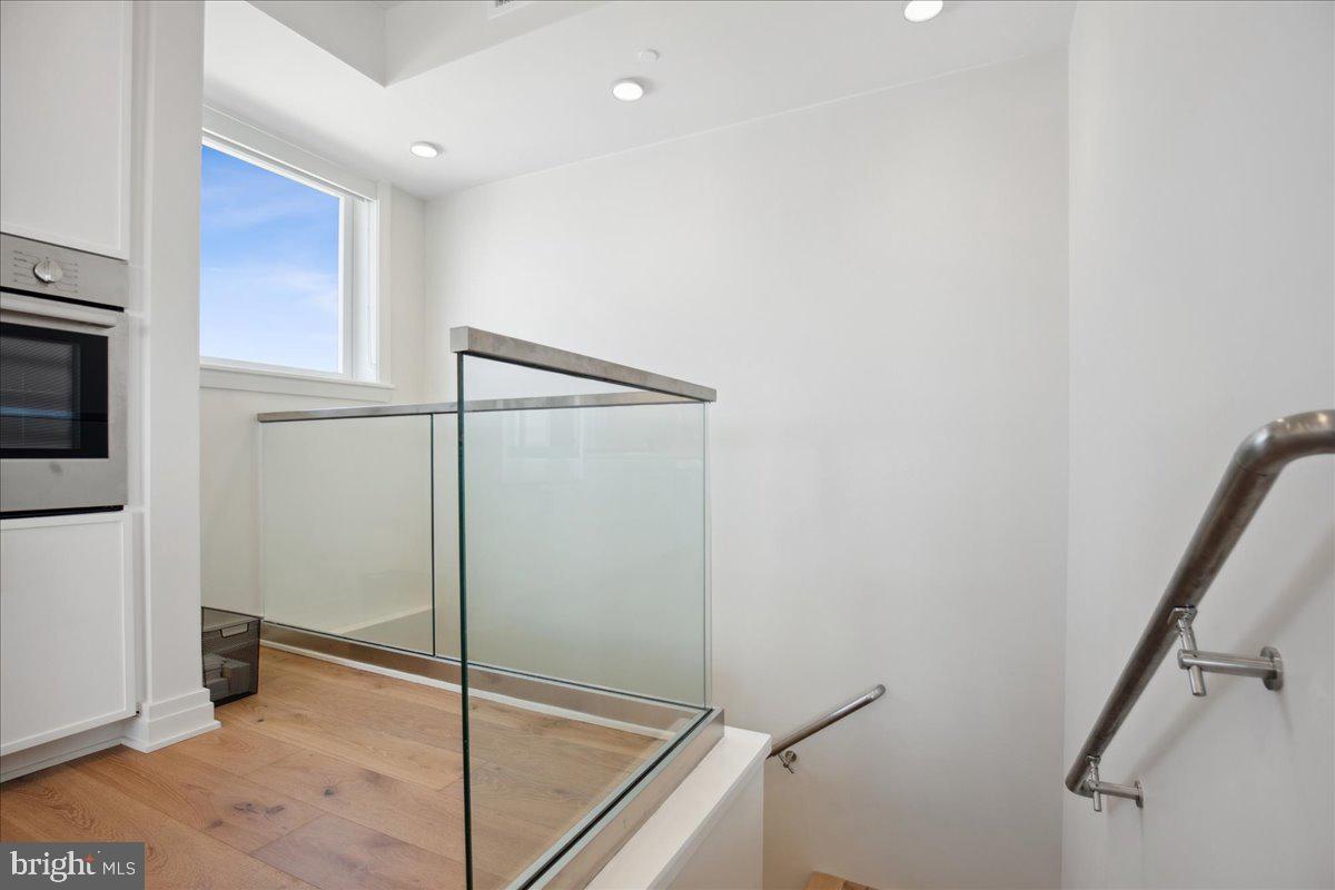 923 V ST NW #601, WASHINGTON, District Of Columbia 20001, 2 Bedrooms Bedrooms, ,2 BathroomsBathrooms,Residential,For sale,923 V ST NW #601,DCDC2198590 MLS # DCDC2198590