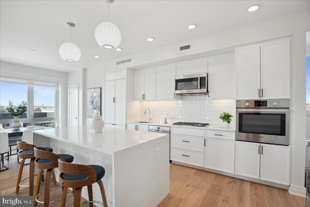 923 V ST NW #601, WASHINGTON, District Of Columbia 20001, 2 Bedrooms Bedrooms, ,2 BathroomsBathrooms,Residential,For sale,923 V ST NW #601,DCDC2198590 MLS # DCDC2198590