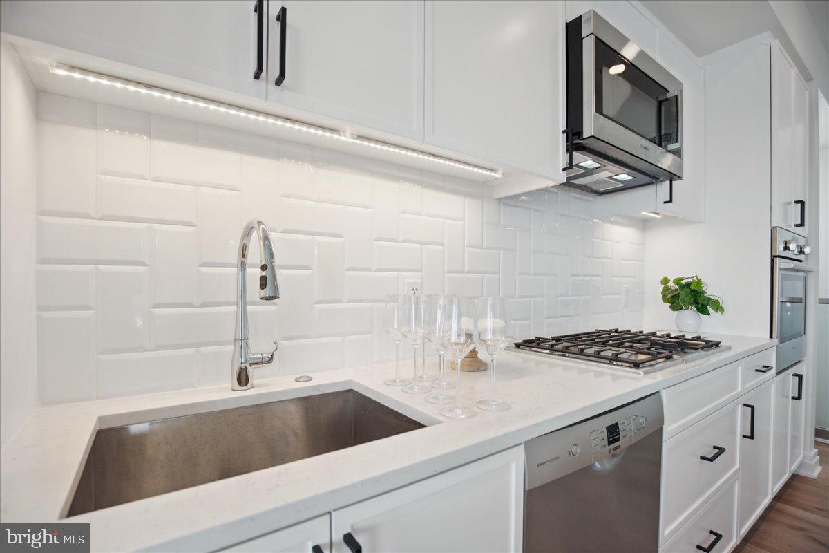 923 V ST NW #601, WASHINGTON, District Of Columbia 20001, 2 Bedrooms Bedrooms, ,2 BathroomsBathrooms,Residential,For sale,923 V ST NW #601,DCDC2198590 MLS # DCDC2198590