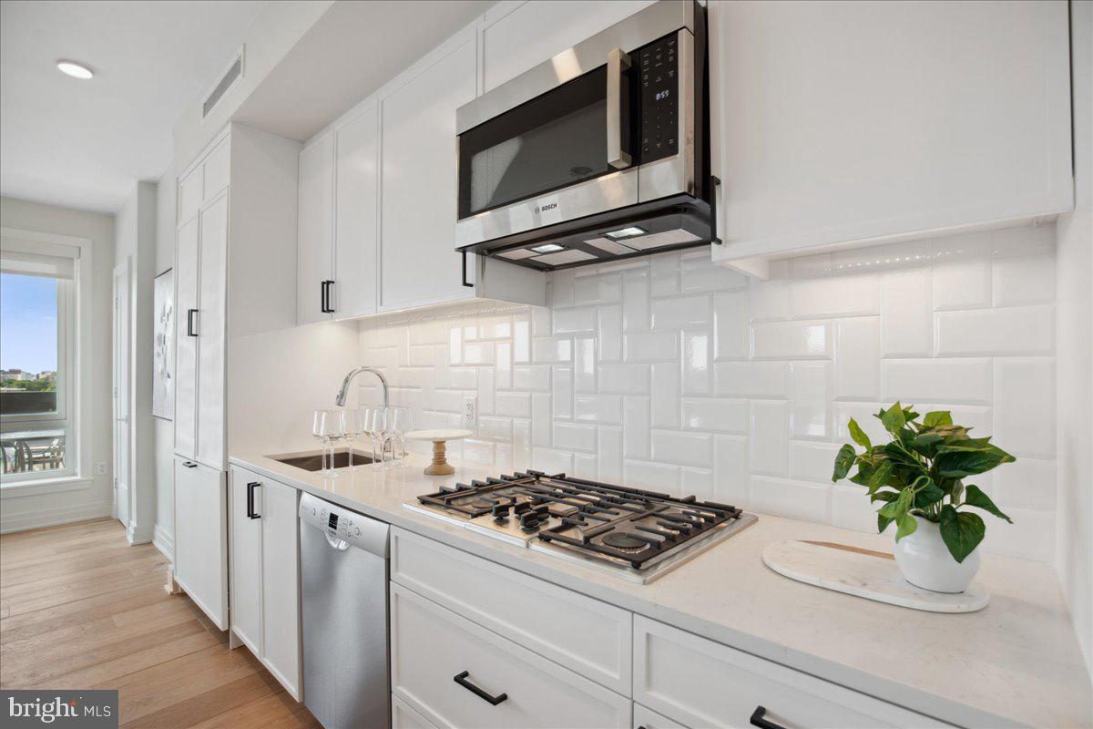 923 V ST NW #601, WASHINGTON, District Of Columbia 20001, 2 Bedrooms Bedrooms, ,2 BathroomsBathrooms,Residential,For sale,923 V ST NW #601,DCDC2198590 MLS # DCDC2198590