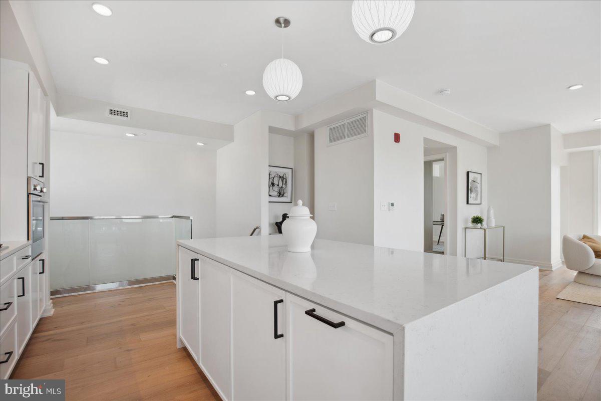 923 V ST NW #601, WASHINGTON, District Of Columbia 20001, 2 Bedrooms Bedrooms, ,2 BathroomsBathrooms,Residential,For sale,923 V ST NW #601,DCDC2198590 MLS # DCDC2198590