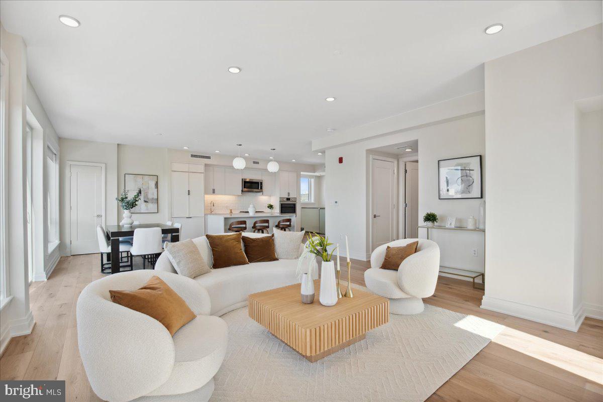 923 V ST NW #601, WASHINGTON, District Of Columbia 20001, 2 Bedrooms Bedrooms, ,2 BathroomsBathrooms,Residential,For sale,923 V ST NW #601,DCDC2198590 MLS # DCDC2198590