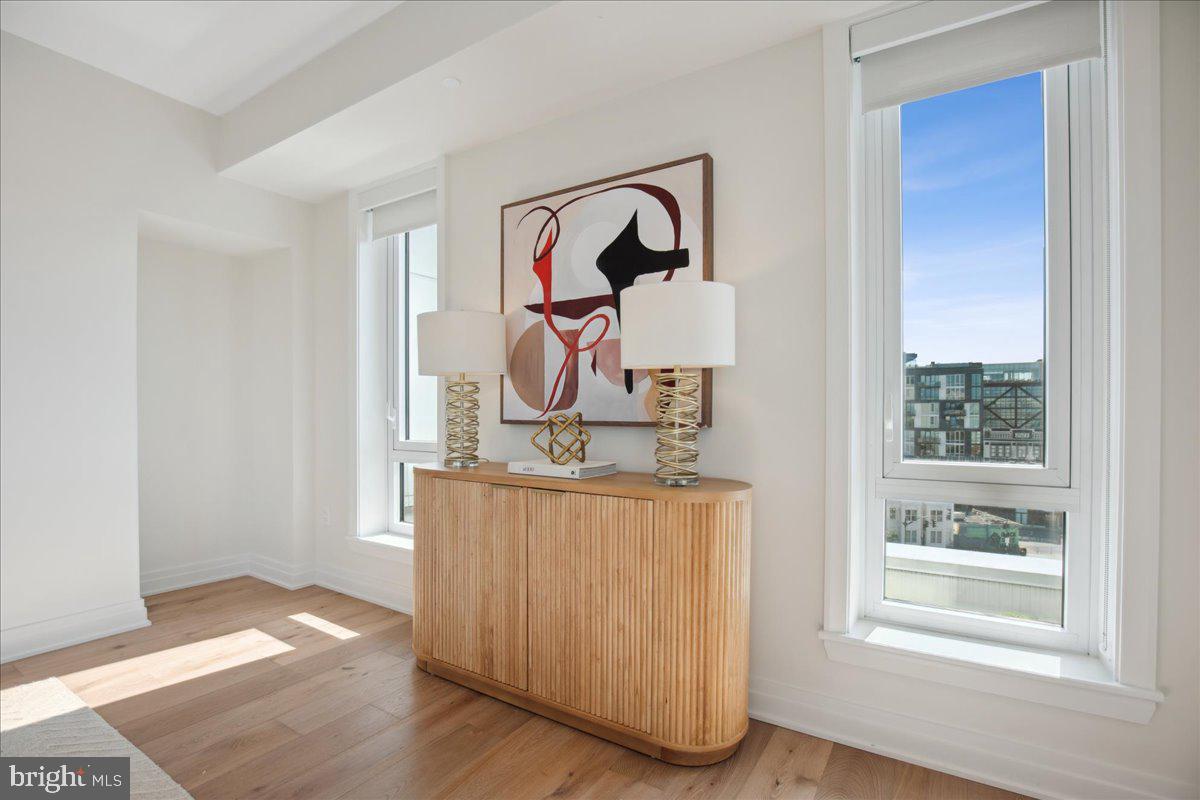 923 V ST NW #601, WASHINGTON, District Of Columbia 20001, 2 Bedrooms Bedrooms, ,2 BathroomsBathrooms,Residential,For sale,923 V ST NW #601,DCDC2198590 MLS # DCDC2198590