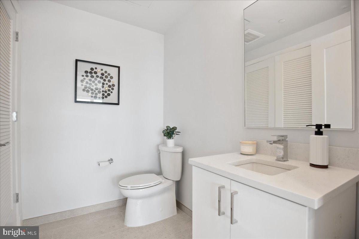 923 V ST NW #601, WASHINGTON, District Of Columbia 20001, 2 Bedrooms Bedrooms, ,2 BathroomsBathrooms,Residential,For sale,923 V ST NW #601,DCDC2198590 MLS # DCDC2198590