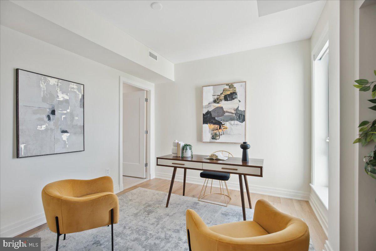 923 V ST NW #601, WASHINGTON, District Of Columbia 20001, 2 Bedrooms Bedrooms, ,2 BathroomsBathrooms,Residential,For sale,923 V ST NW #601,DCDC2198590 MLS # DCDC2198590