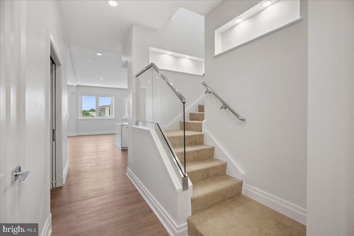 923 V ST NW #602, WASHINGTON, District Of Columbia 20001, 2 Bedrooms Bedrooms, 4 Rooms Rooms,2 BathroomsBathrooms,Residential,For sale,923 V ST NW #602,DCDC2198596 MLS # DCDC2198596