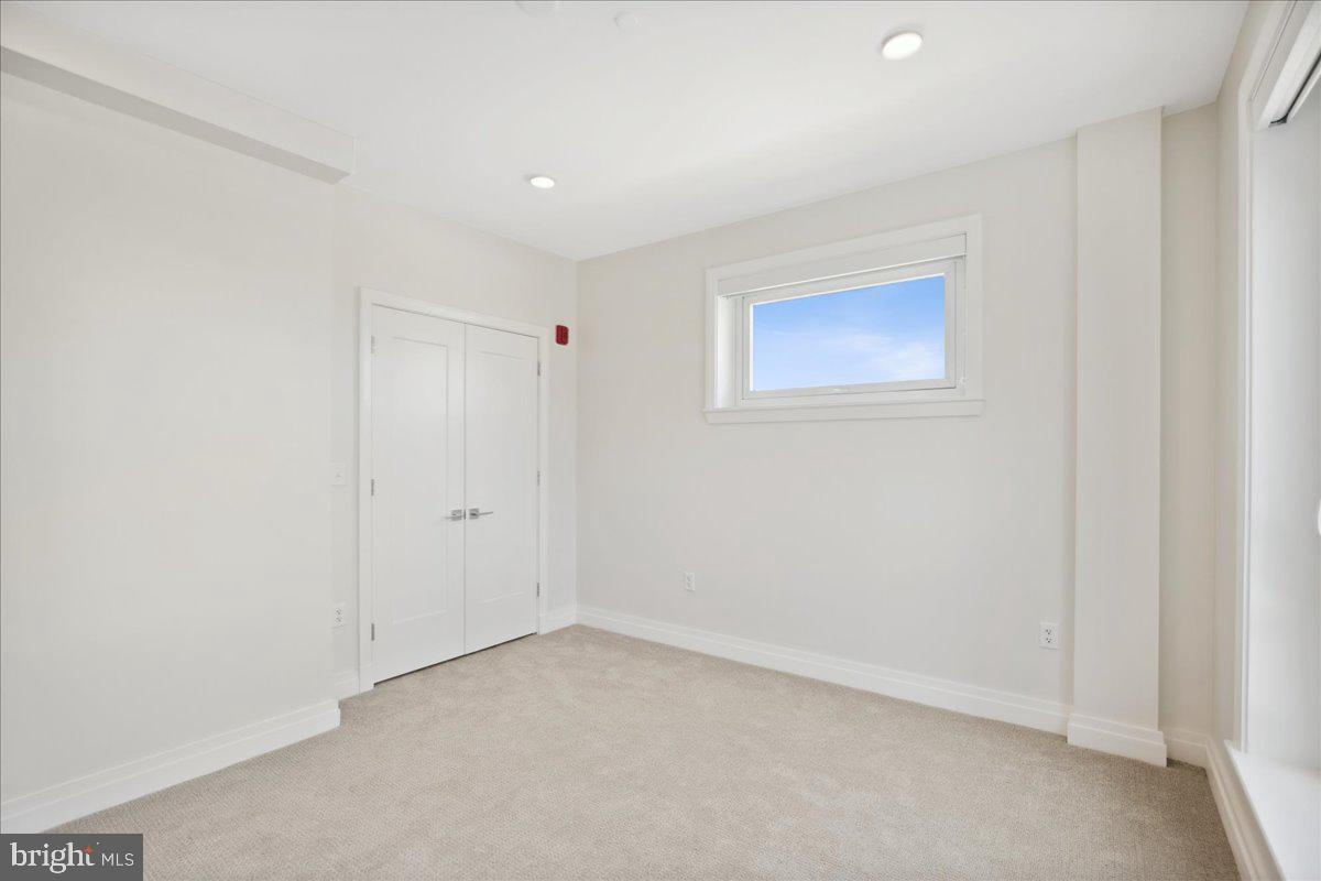 923 V ST NW #602, WASHINGTON, District Of Columbia 20001, 2 Bedrooms Bedrooms, 4 Rooms Rooms,2 BathroomsBathrooms,Residential,For sale,923 V ST NW #602,DCDC2198596 MLS # DCDC2198596