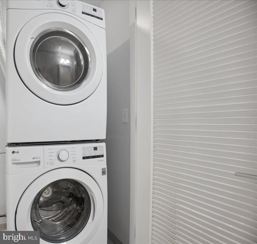 923 V ST NW #602, WASHINGTON, District Of Columbia 20001, 2 Bedrooms Bedrooms, 4 Rooms Rooms,2 BathroomsBathrooms,Residential,For sale,923 V ST NW #602,DCDC2198596 MLS # DCDC2198596