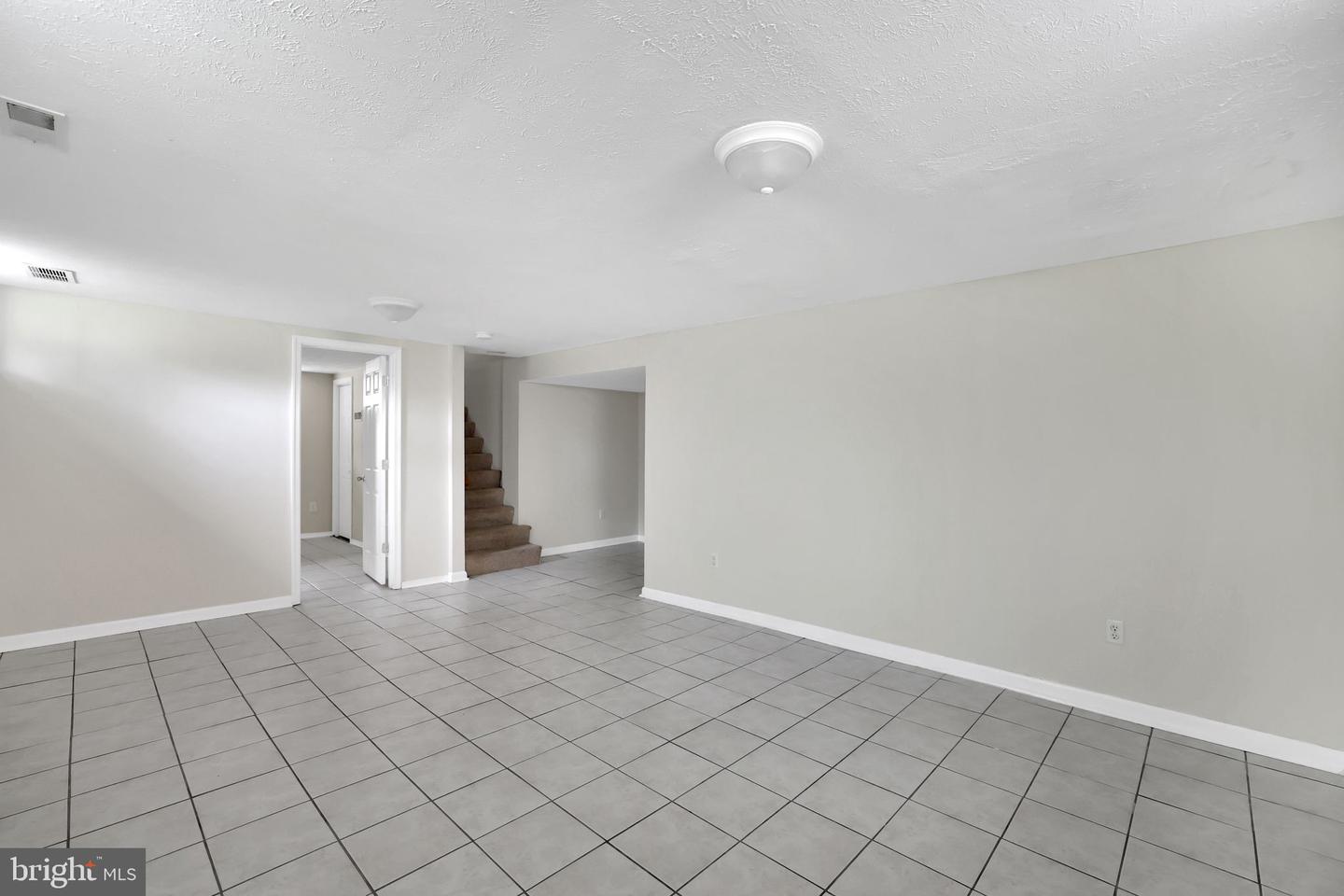 128 FOX DR, WINCHESTER, Virginia 22601, 4 Bedrooms Bedrooms, ,3 BathroomsBathrooms,Residential,For sale,128 FOX DR,VAWI2007622 MLS # VAWI2007622