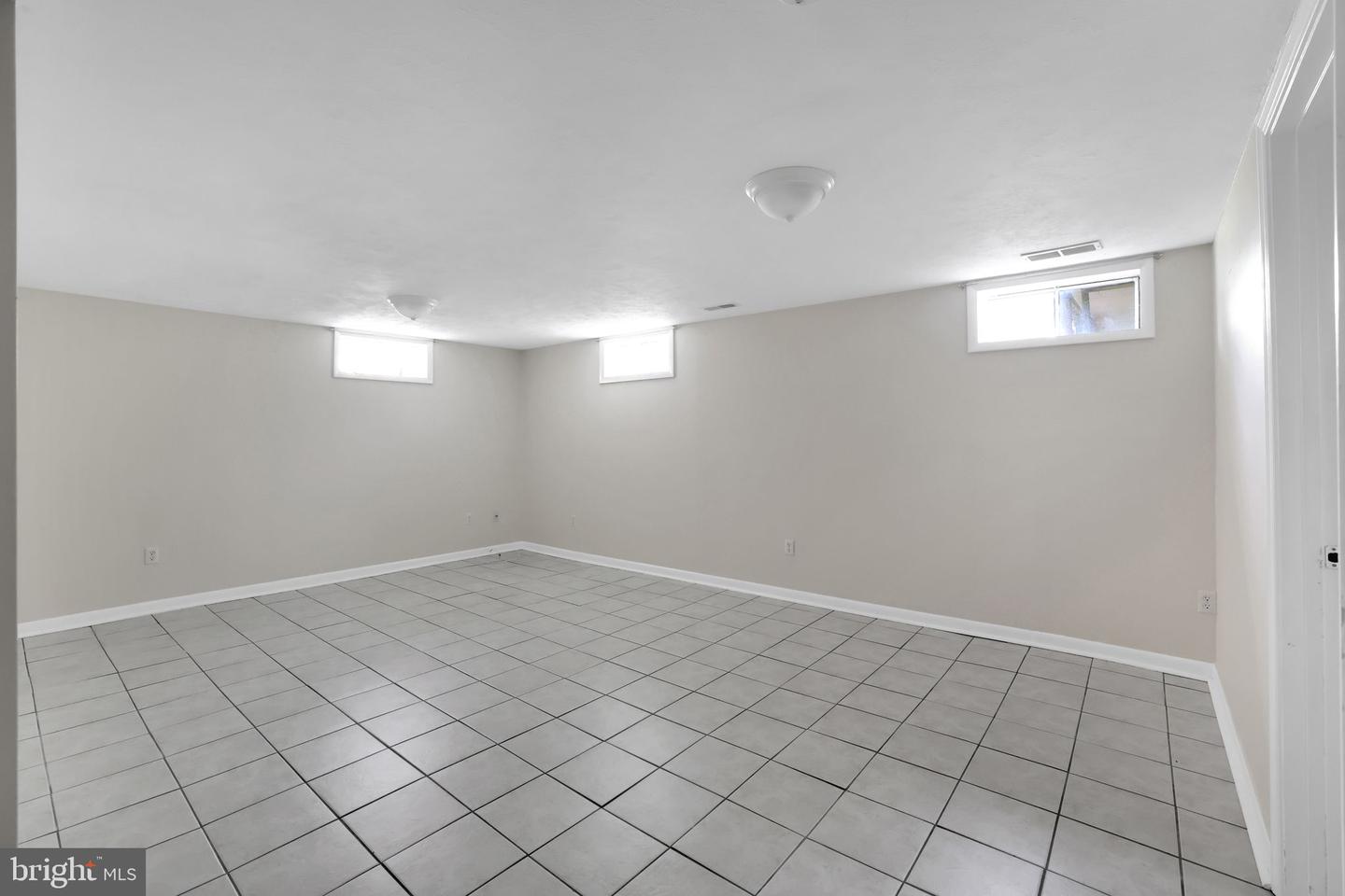 128 FOX DR, WINCHESTER, Virginia 22601, 4 Bedrooms Bedrooms, ,3 BathroomsBathrooms,Residential,For sale,128 FOX DR,VAWI2007622 MLS # VAWI2007622