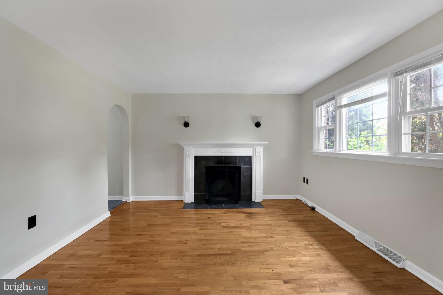 128 FOX DR, WINCHESTER, Virginia 22601, 4 Bedrooms Bedrooms, ,3 BathroomsBathrooms,Residential,For sale,128 FOX DR,VAWI2007622 MLS # VAWI2007622