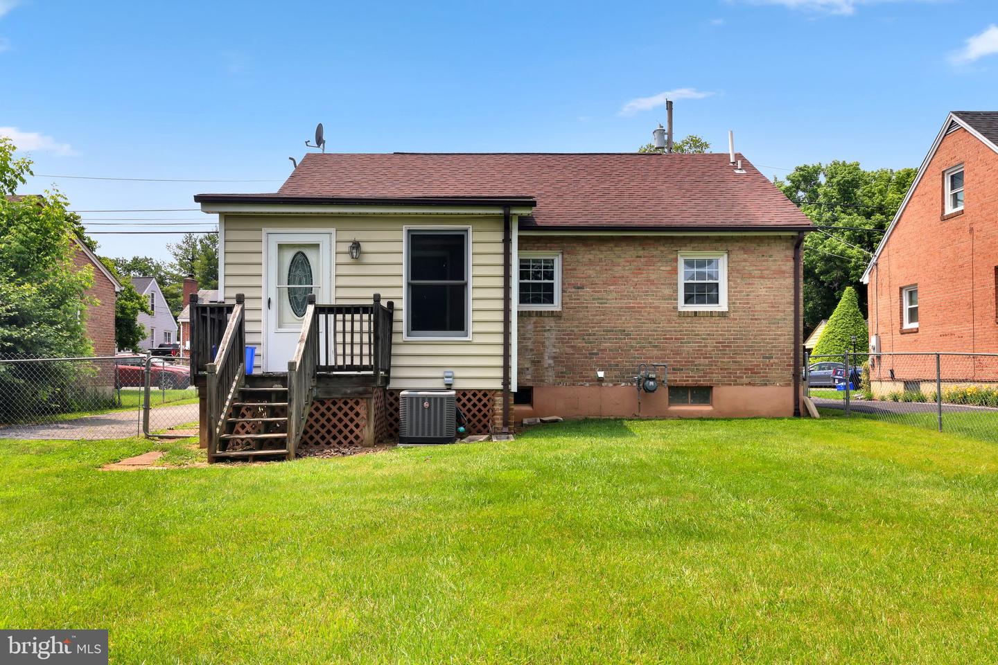 128 FOX DR, WINCHESTER, Virginia 22601, 4 Bedrooms Bedrooms, ,3 BathroomsBathrooms,Residential,For sale,128 FOX DR,VAWI2007622 MLS # VAWI2007622