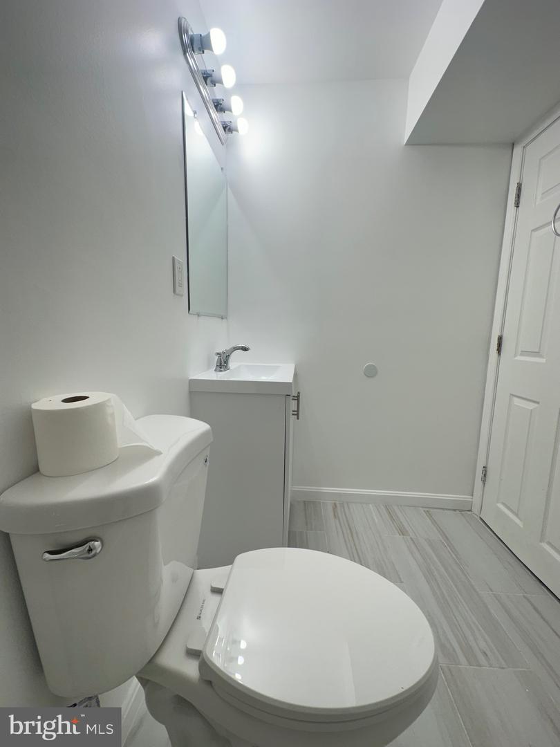 125 OAK VIEW DR SE, LEESBURG, Virginia 20175, 3 Bedrooms Bedrooms, ,2 BathroomsBathrooms,Residential,For sale,125 OAK VIEW DR SE,VALO2095906 MLS # VALO2095906