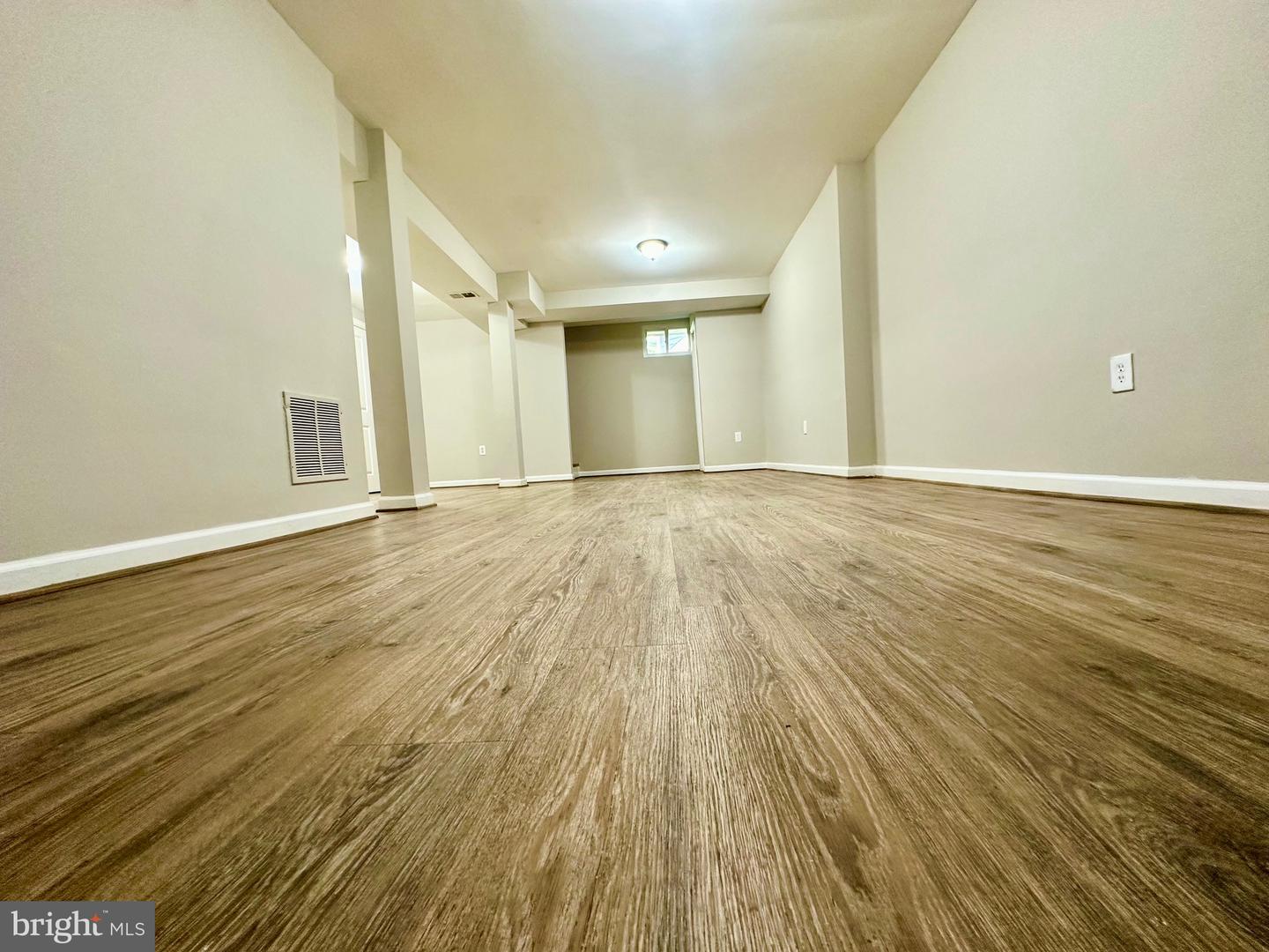125 OAK VIEW DR SE, LEESBURG, Virginia 20175, 3 Bedrooms Bedrooms, ,2 BathroomsBathrooms,Residential,For sale,125 OAK VIEW DR SE,VALO2095906 MLS # VALO2095906