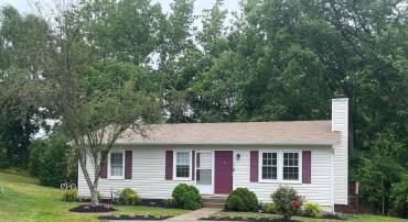 125 OAK VIEW DR SE, LEESBURG, Virginia 20175, 3 Bedrooms Bedrooms, ,2 BathroomsBathrooms,Residential,For sale,125 OAK VIEW DR SE,VALO2095906 MLS # VALO2095906