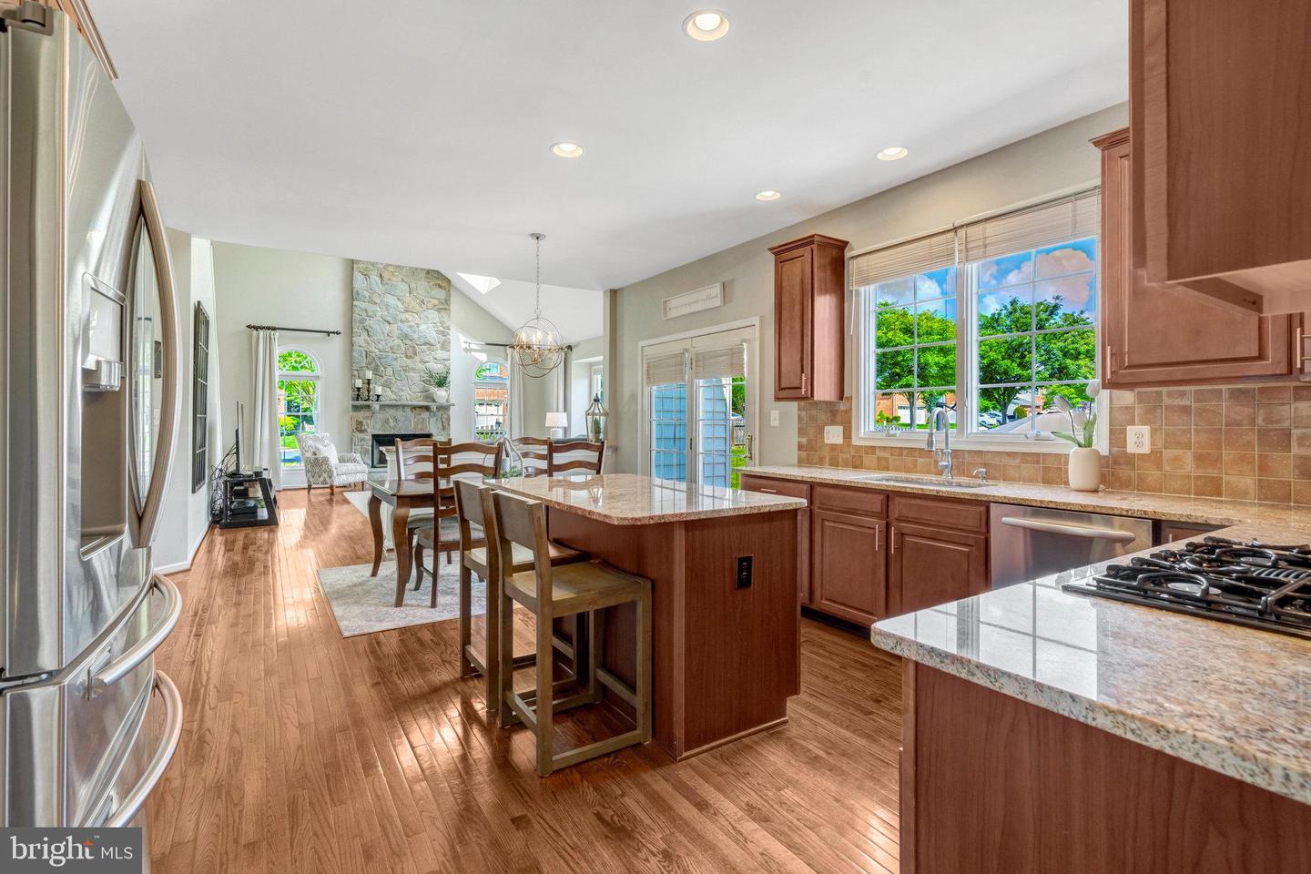43058 OLIVE TREE LN, CHANTILLY, Virginia 20152, 4 Bedrooms Bedrooms, ,3 BathroomsBathrooms,Residential,For sale,43058 OLIVE TREE LN,VALO2096208 MLS # VALO2096208