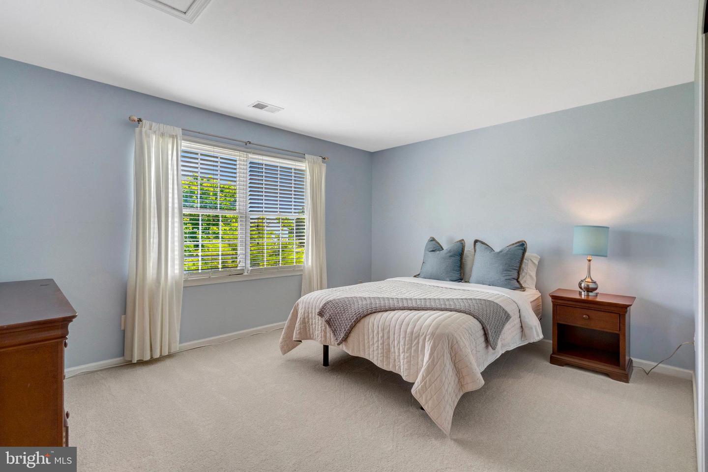43058 OLIVE TREE LN, CHANTILLY, Virginia 20152, 4 Bedrooms Bedrooms, ,3 BathroomsBathrooms,Residential,For sale,43058 OLIVE TREE LN,VALO2096208 MLS # VALO2096208