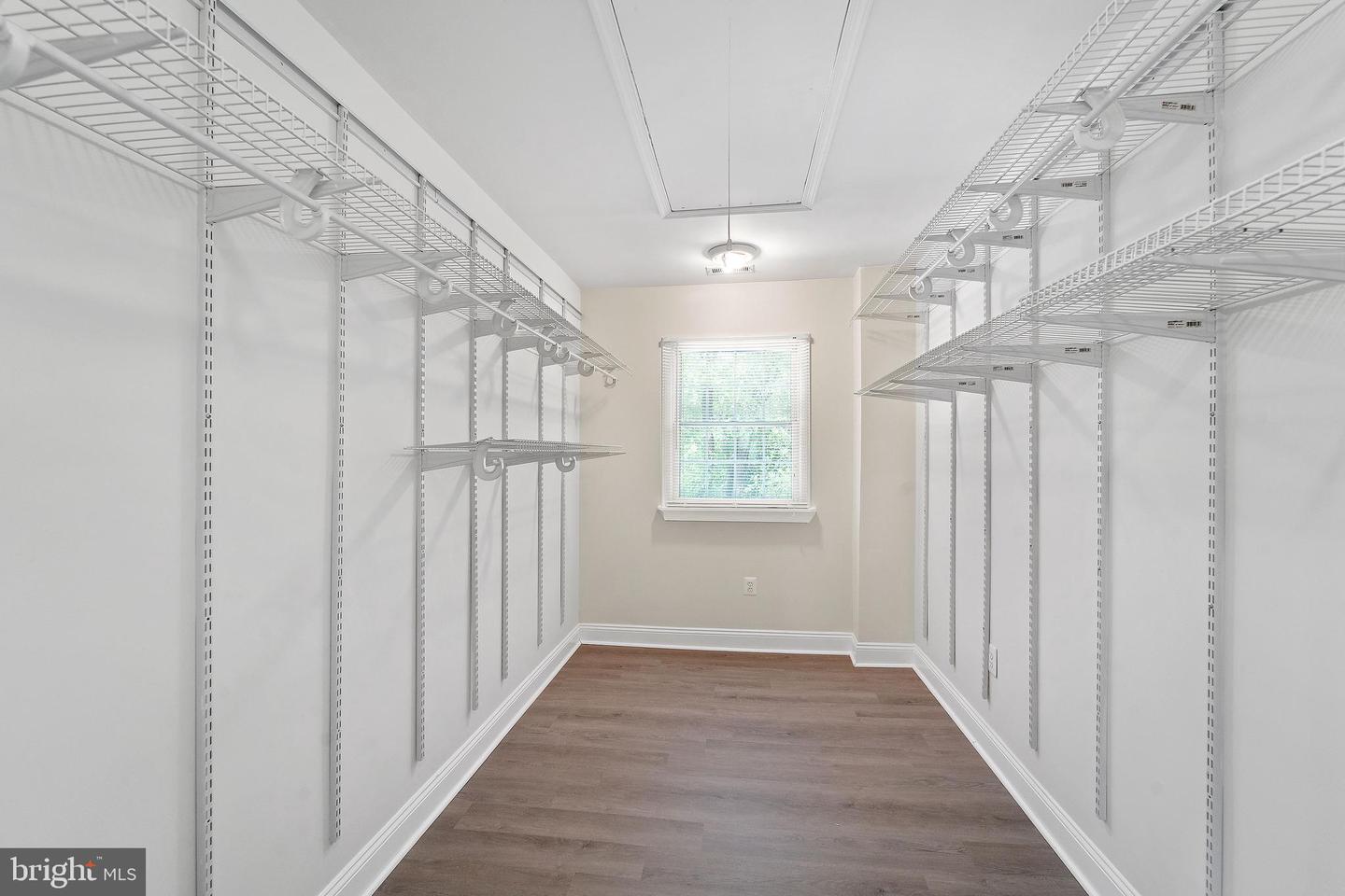 12312 STREAMVALE CIR, HERNDON, Virginia 20170, 5 Bedrooms Bedrooms, ,4 BathroomsBathrooms,Residential,For sale,12312 STREAMVALE CIR,VAFX2240976 MLS # VAFX2240976