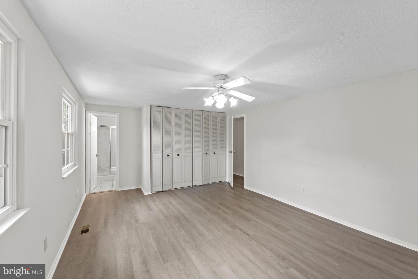 12312 STREAMVALE CIR, HERNDON, Virginia 20170, 5 Bedrooms Bedrooms, ,4 BathroomsBathrooms,Residential,For sale,12312 STREAMVALE CIR,VAFX2240976 MLS # VAFX2240976